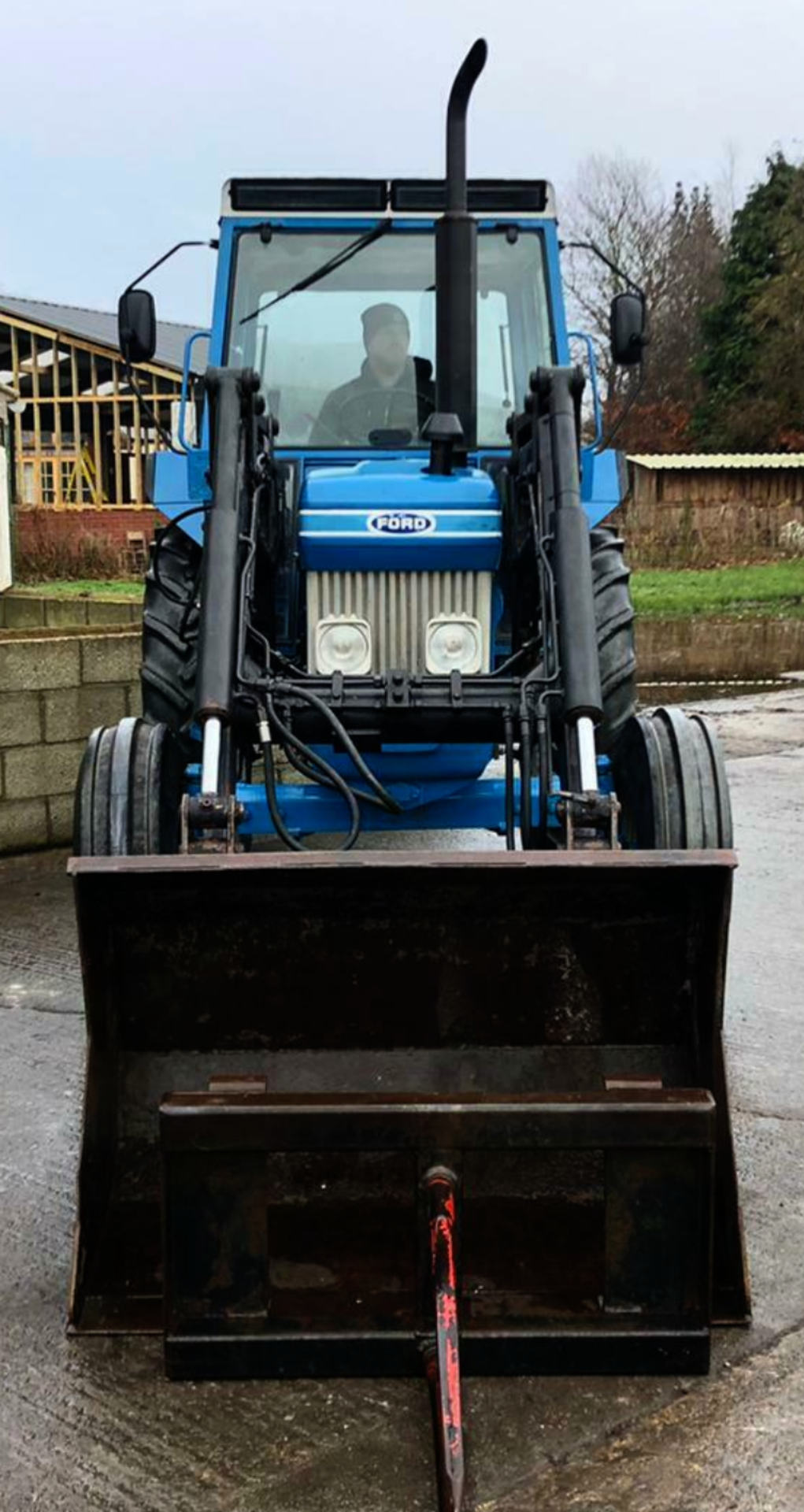 FORD 5610 2WD TRACTOR 1984 - TIDY - CHECK PICS - Image 4 of 12