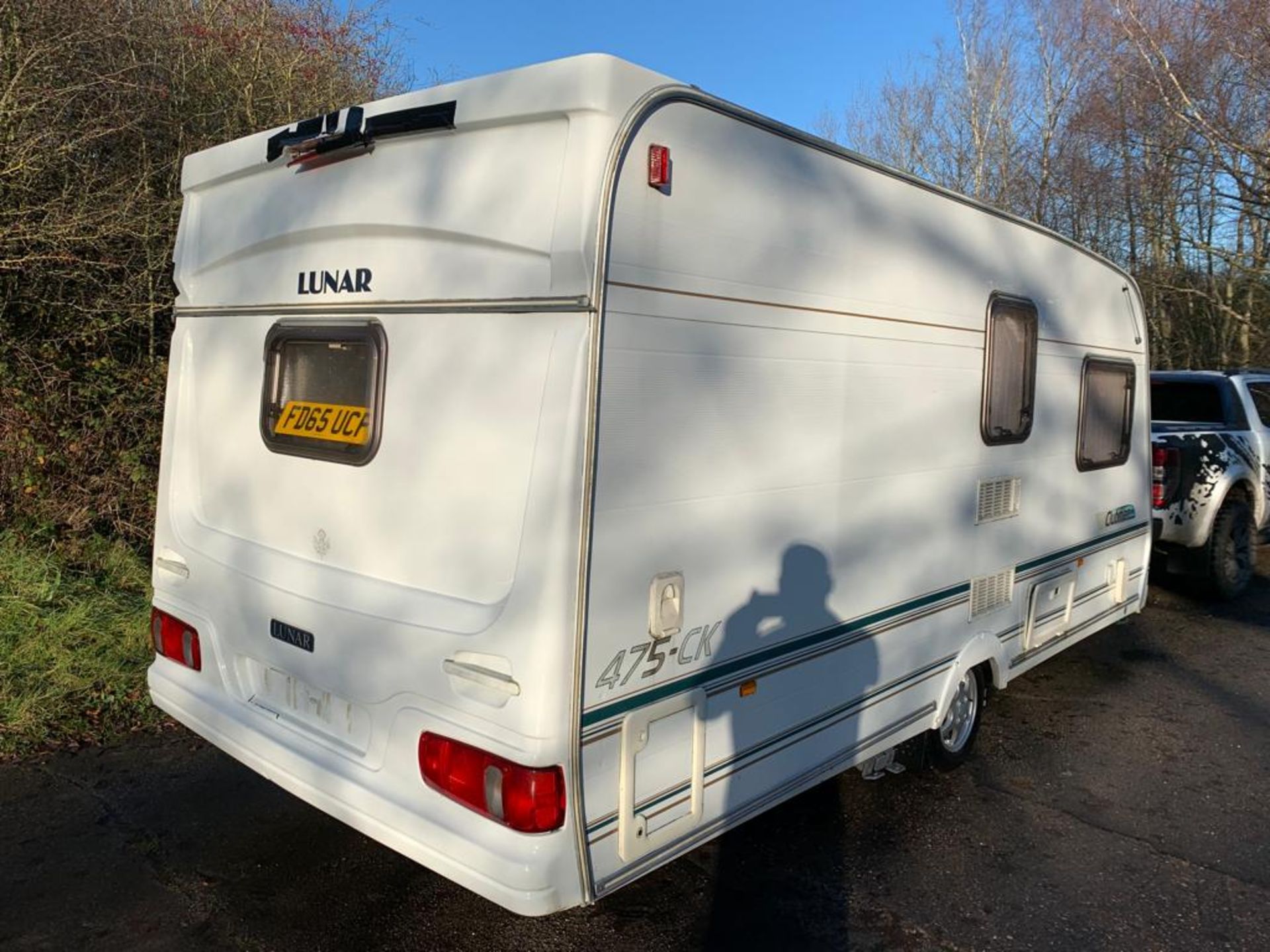 LUNAR CLUBMAN 475-CK SINGLE AXLE 2 BERTH CARAVAN *NO VAT* - Image 3 of 32