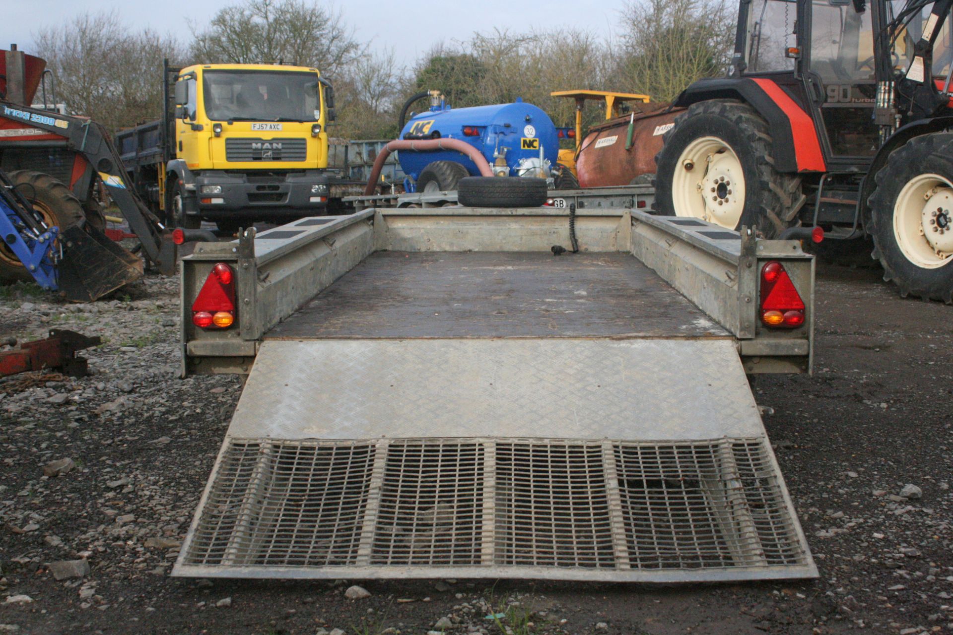 IFOR WILLIAMS GX125HD TWIN AXLE PLANT TRAILER, C/W DROP DOWN REAR RAMP & SPARE WHEEL *PLUS VAT* - Image 7 of 8