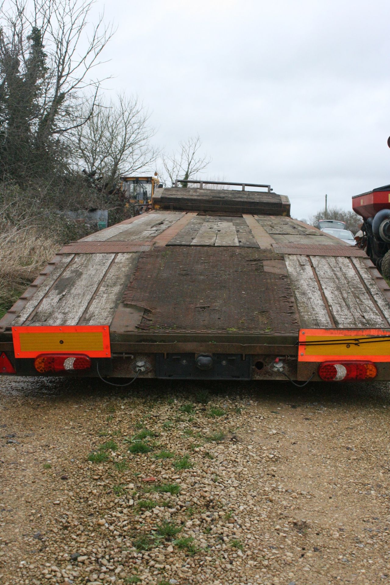 ANDOVER SFCL36 TRI-AXLE TRAILER, 36 TON, REAR LIFT AXLE, NO MOT, YEAR 1998 *PLUS VAT* - Image 4 of 12