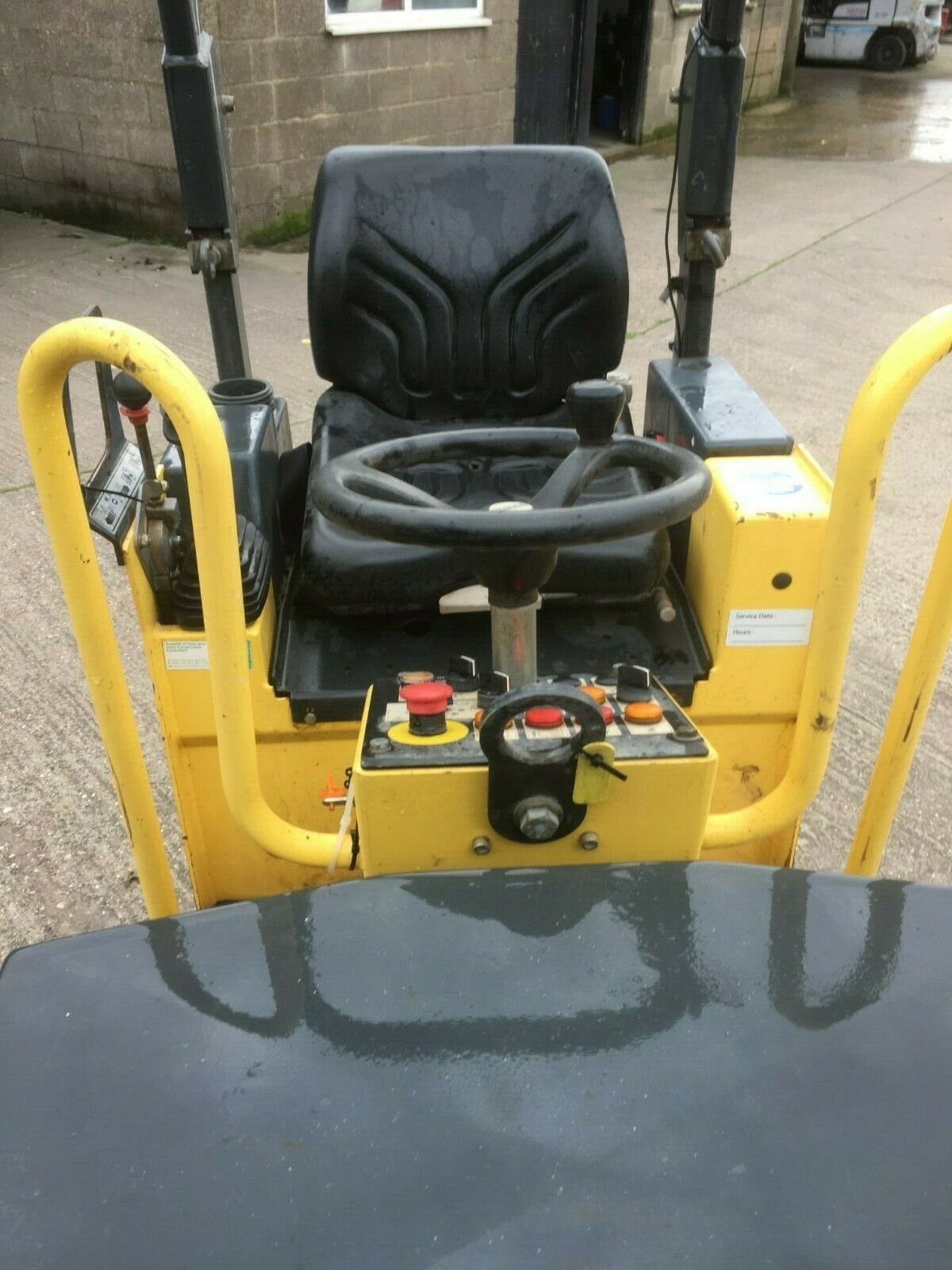 BOMAG ROLLER DOUBLE DRUM, MODEL: BW80, YEAR 2007 *PLUS VAT* - Image 3 of 6