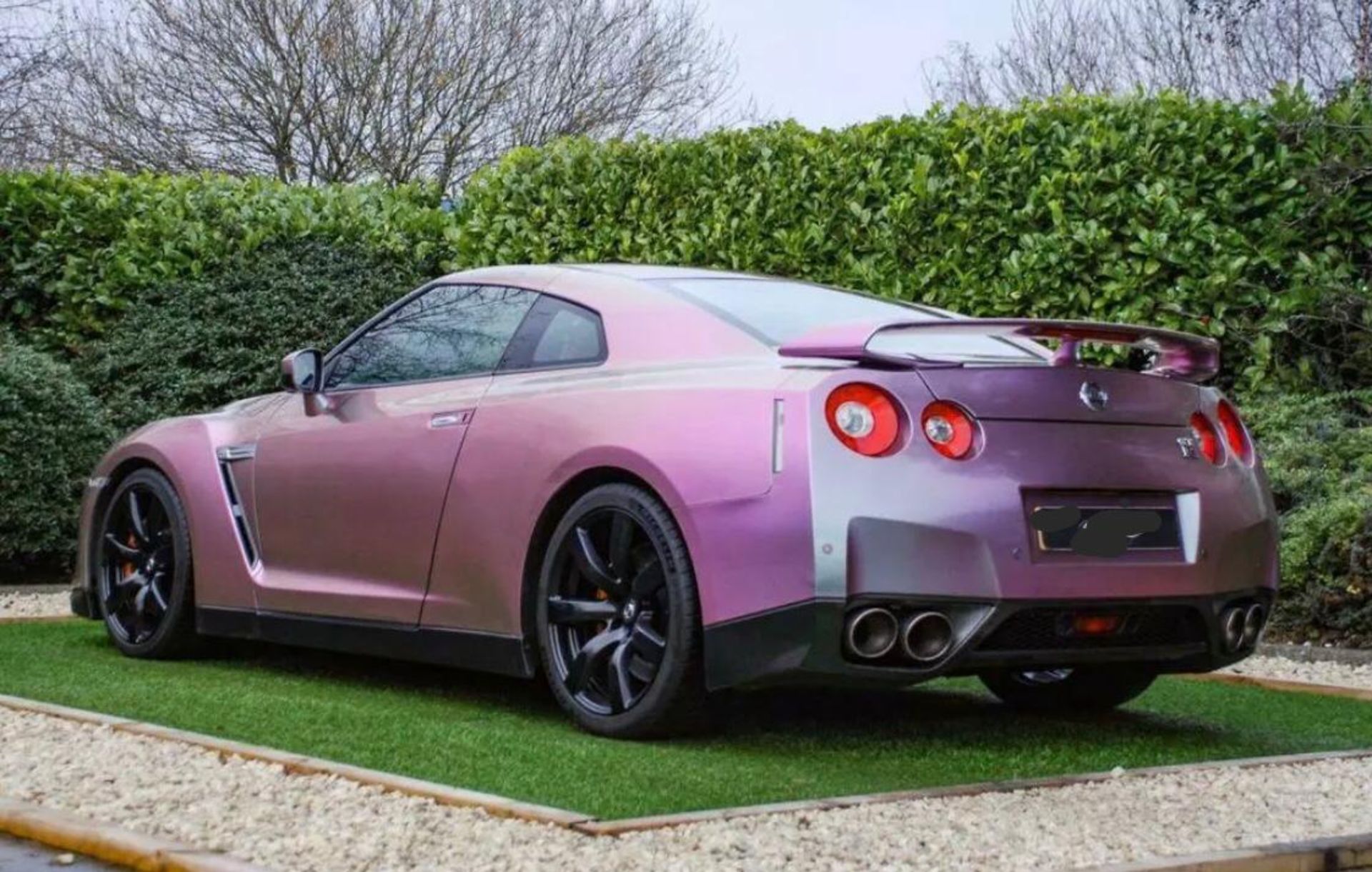 2009 NISSAN GT-R R35 BLACK EDITION 3.8L PETROL COUPE 2DR 479 BHP, CUSTOM PEARLESCENT WRAP *NO VAT* - Image 3 of 11