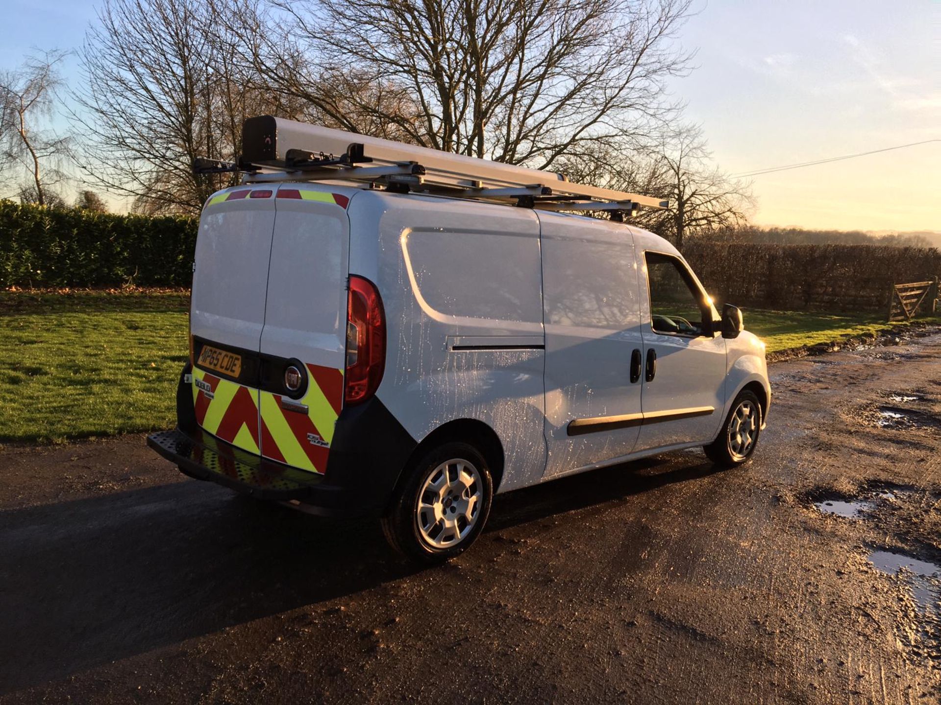 2015/65 REG FIAT DOBLO 16V MULTIJET 1.6 DIESEL WHITE PANEL VAN, SHOWING 0 FORMER KEEPERS *PLUS VAT* - Image 6 of 10