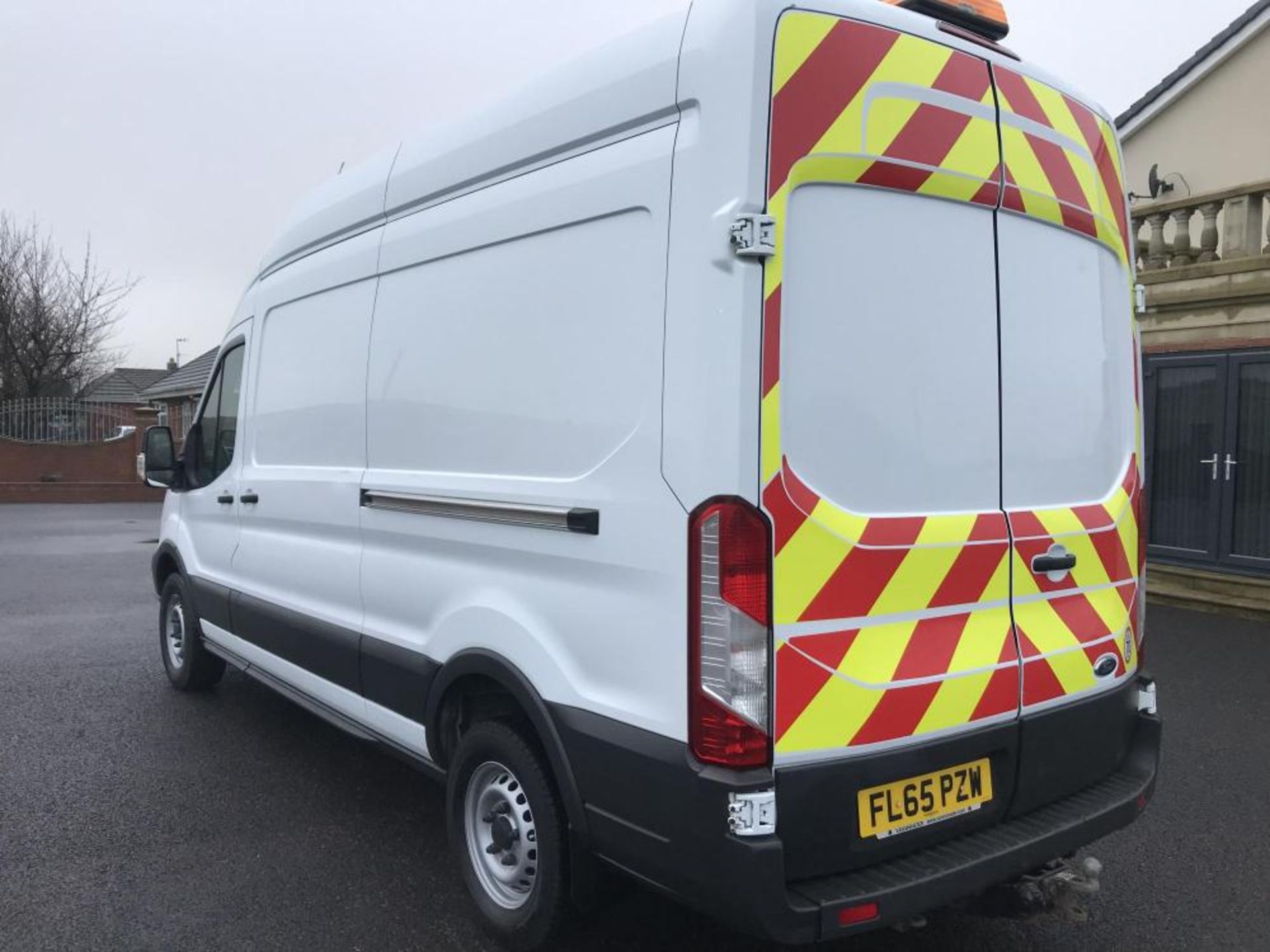 2015/65 REG FORD TRANSIT 125T350 LWB 2.2 DIESEL WHITE PANEL VAN, SHOWING 1 FORMER KEEPER *PLUS VAT* - Bild 3 aus 13