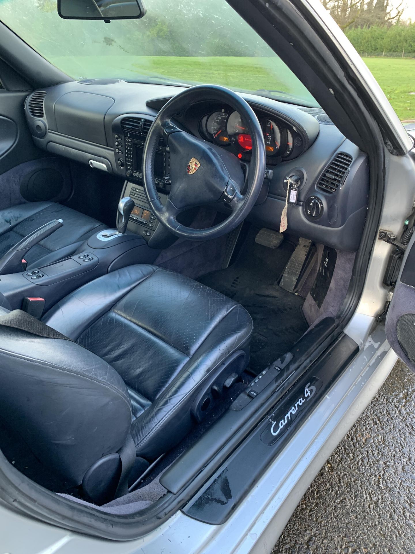 2003/53 REG PORSCHE 911 CARRERA 4S TIP S 3.6L PETROL SILVER CONVERTIBLE, SHOWING 3 FORMER KEEPERS - Image 7 of 10