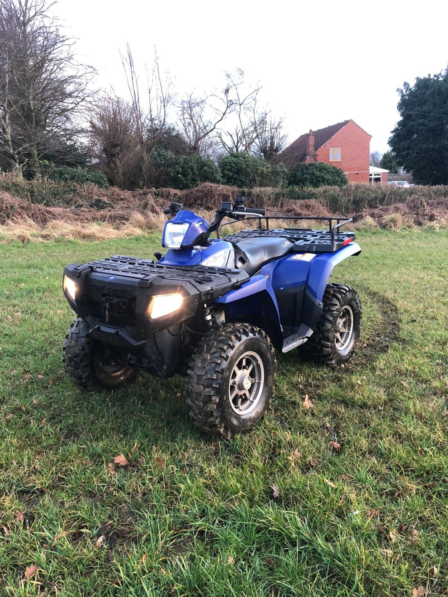 POLARIS 500HD 4 WHEEL DRIVE FARM QUAD, LOW MILES ONLY 589, FRONT WINCH, HEATED HANDLE BARS *NO VAT* - Image 2 of 11