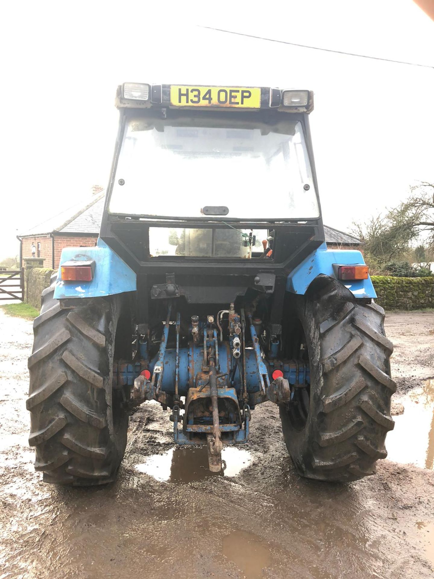 FORD NEW HOLLAND 4630 BLUE TRACTOR, 4 WHEEL DRIVE, RUNS, WORKS AND DRIVES *PLUS VAT* - Image 3 of 8