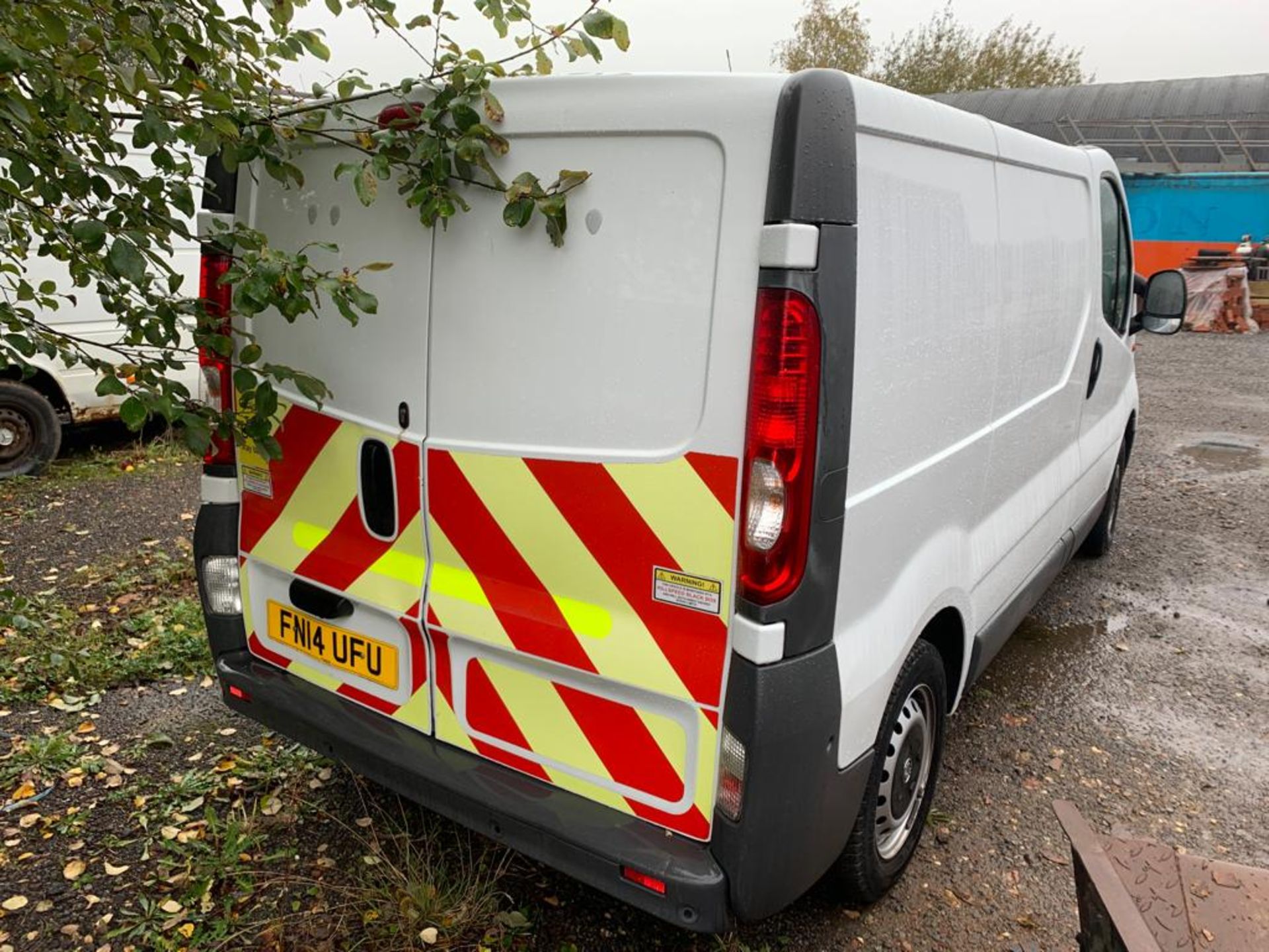 2014/14 REG VAUXHALL VIVARO 2700 CDTI SEMI-AUTO 2.0 DIESEL PANEL VAN, SHOWING 1 FORMER KEEPER - Image 3 of 17