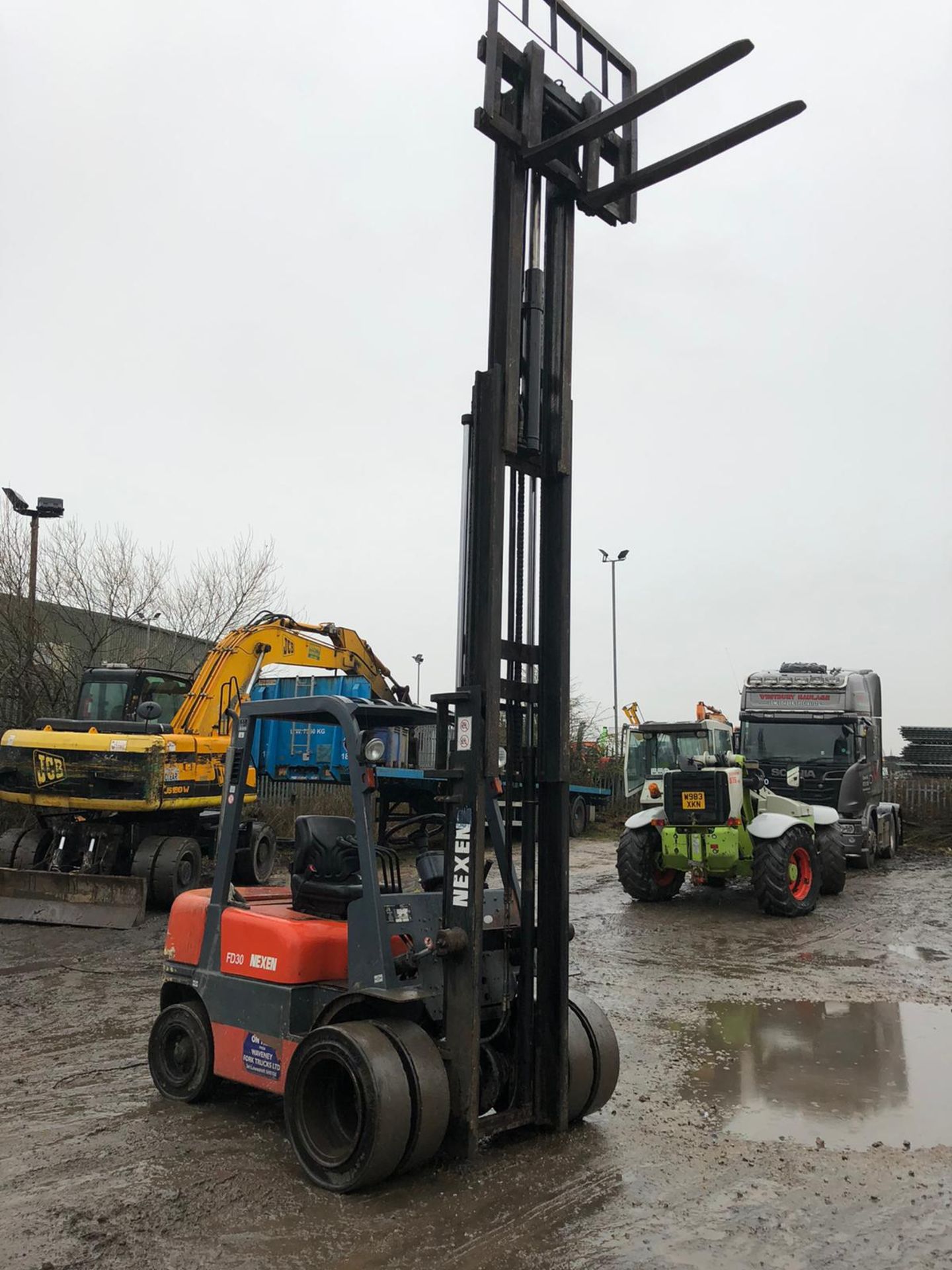 NEXEN FD30 TWIN WHEEL FORKLIFT, CONTAINER SPEC, 3 STAGE MAST, SIDE SHIT *PLUS VAT* - Image 4 of 6