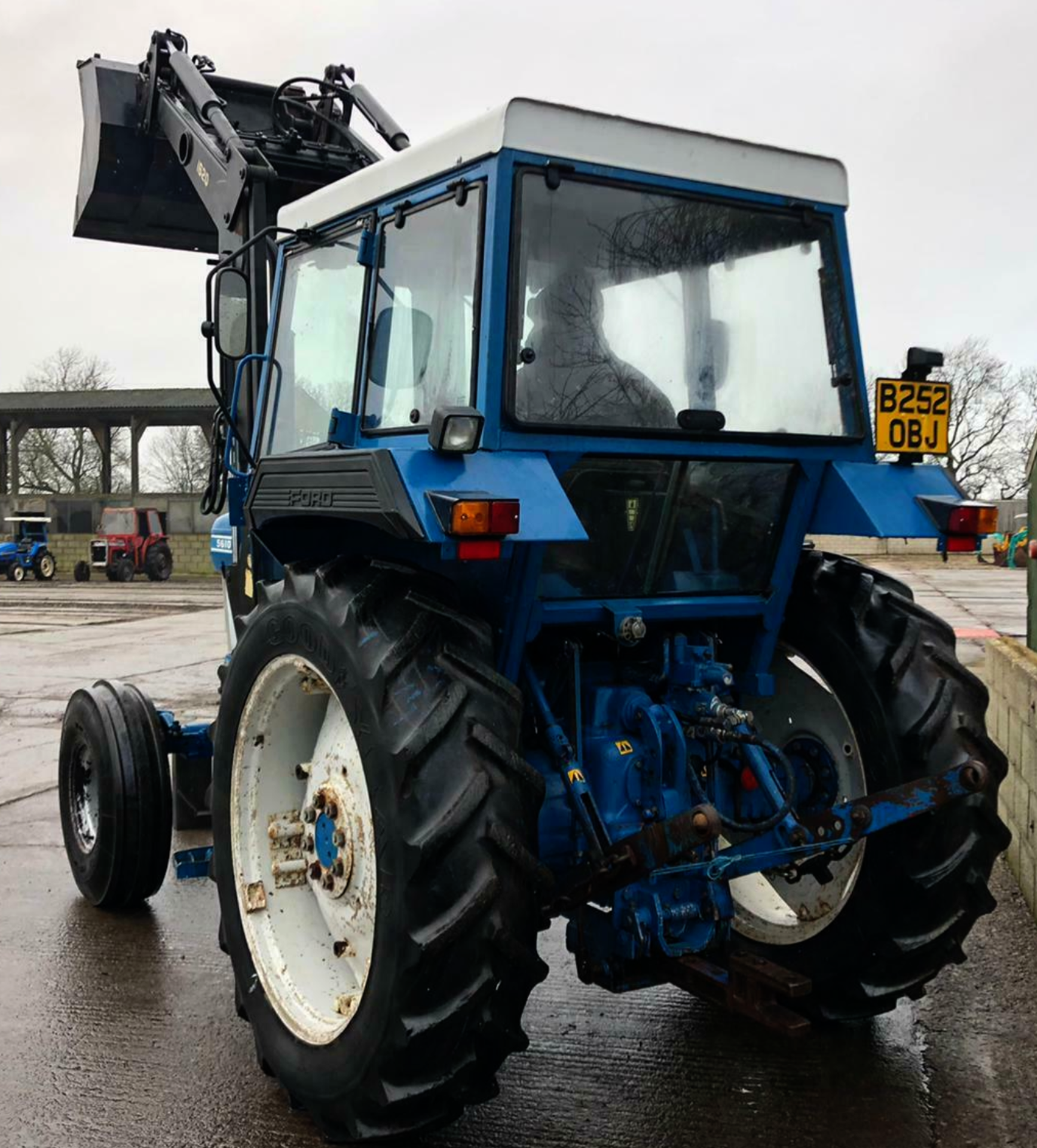 FORD 5610 2WD TRACTOR 1984 - TIDY - CHECK PICS - Image 6 of 12