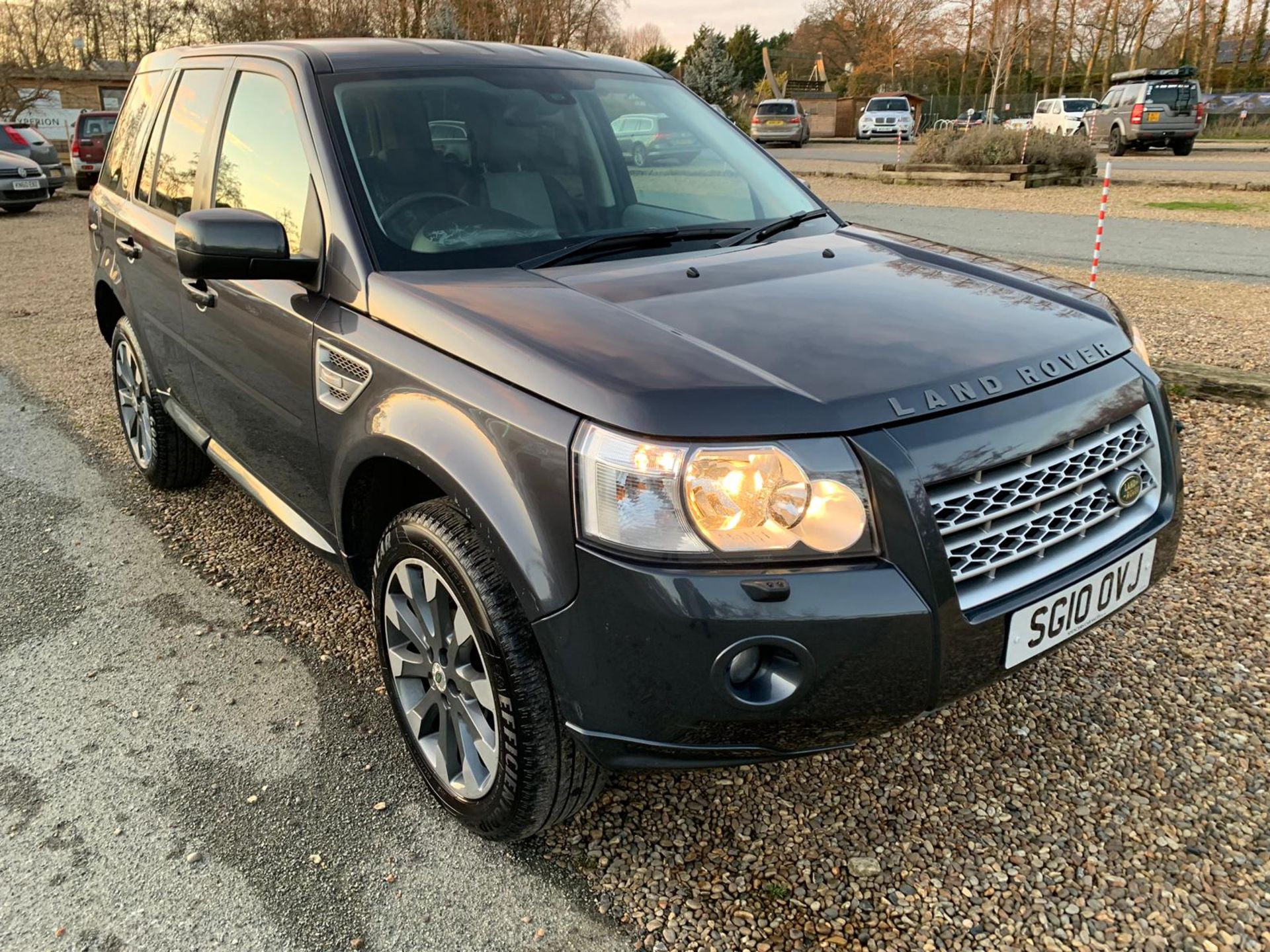 2010/10 REG LAND ROVER FREELANDER SPORT LE TD4 2.2 DIESEL AUTO 4X4, SHOWING 2 FORMER KEEPERS - Image 2 of 13