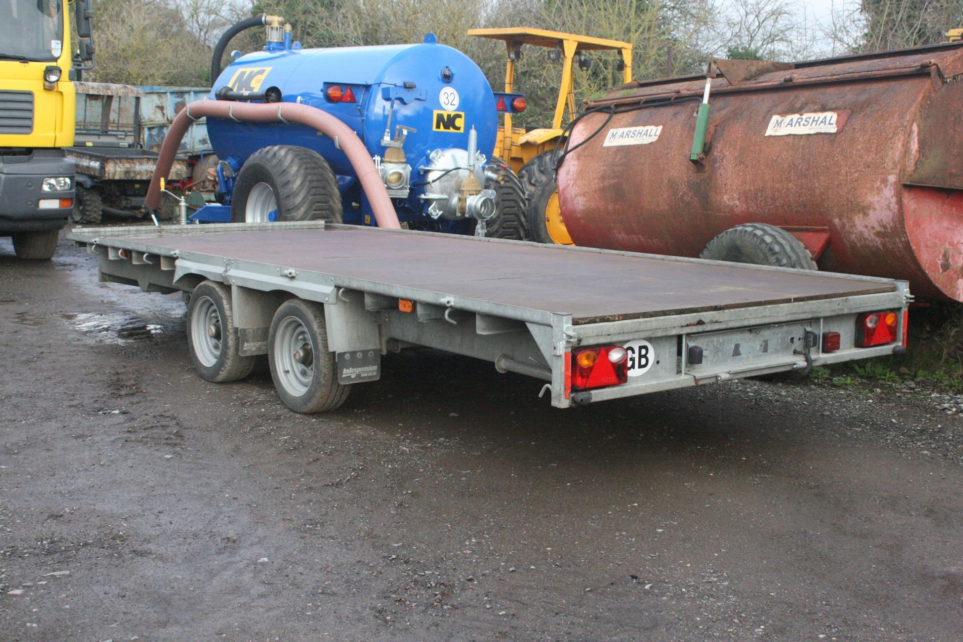 INDESPENSION E11 3500 KG TWIN AXLE TRAILER, YEAR 2007, C/W REAR LEGS AND RAMPS *PLUS VAT* - Image 3 of 8