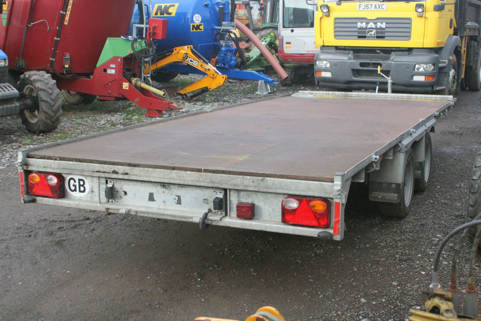 INDESPENSION E11 3500 KG TWIN AXLE TRAILER, YEAR 2007, C/W REAR LEGS AND RAMPS *PLUS VAT* - Image 8 of 8
