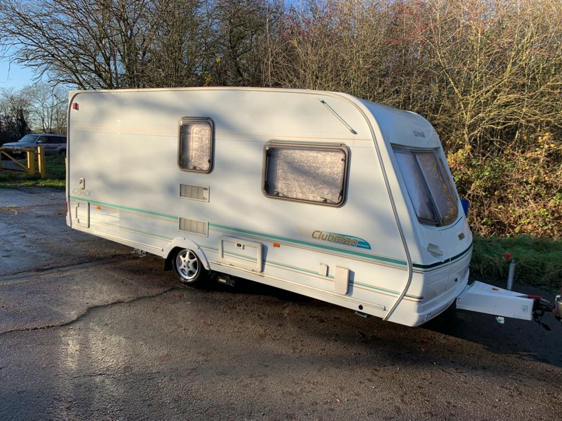 LUNAR CLUBMAN 475-CK SINGLE AXLE 2 BERTH CARAVAN *NO VAT* - Image 6 of 32