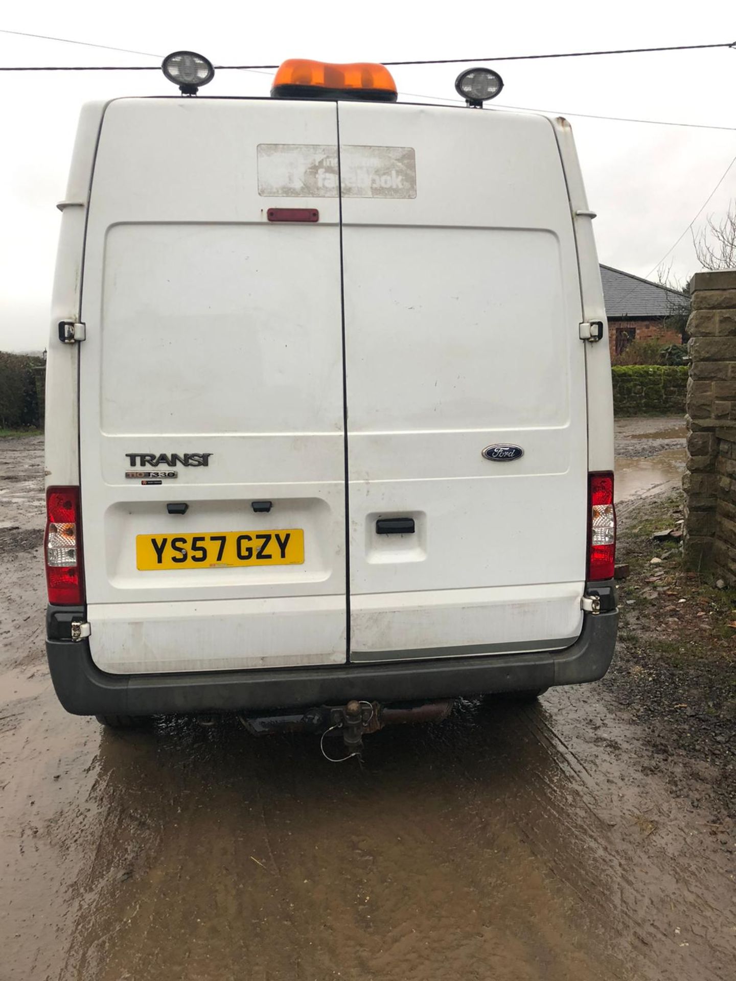 2008/57 REG FORD TRANSIT 110 T330S FWD 2.2 DIESEL PANEL VAN, SHOWING 0 FORMER KEEPERS *PLUS VAT* - Image 4 of 7