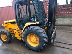 JCB 926 FORKLIFT 4X4 (NEW SHAPE), YEAR 2000, TRIPLE MAST, 4X4 *PLUS VAT*