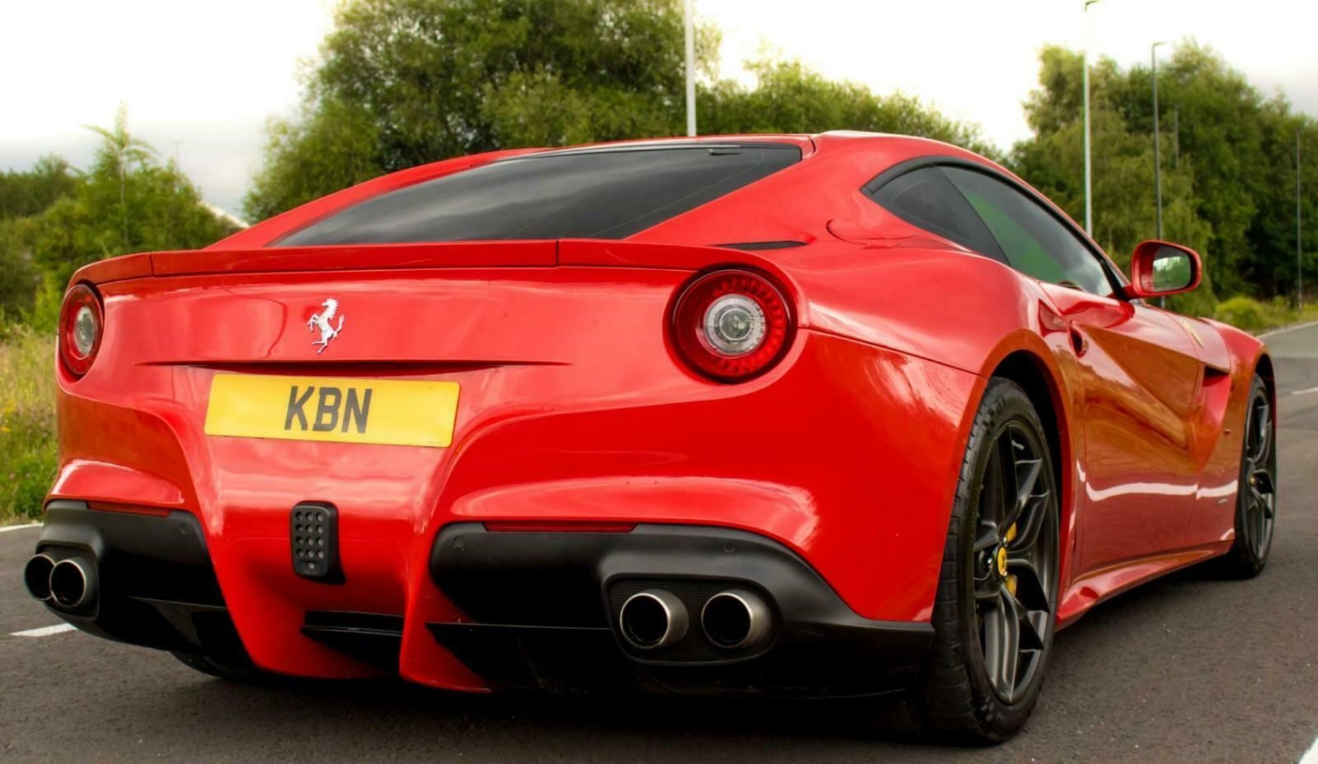 FERRARI F12 BERLINETTA 6.2L (740 PS) (S/S) F1 DUAL CLUTCH LHD, UK REGISTERED - Image 5 of 12