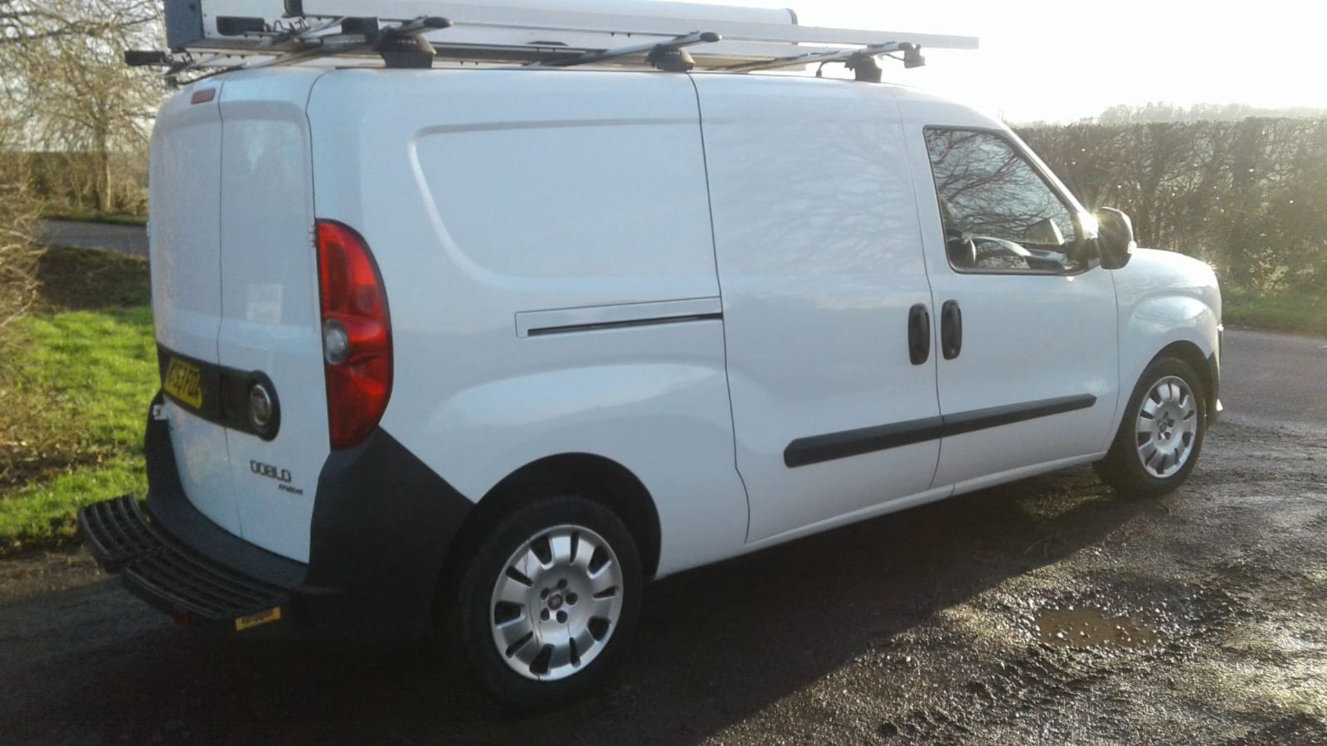 2014/63 REG FIAT DOBLO 16V MULTIJET 1.6 DIESEL WHITE PANEL VAN, SHOWING 0 FORMER KEEPERS *NO VAT* - Image 6 of 11