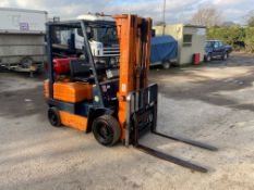 TOYOTA 1.5 TON GAS FORKLIFT, ALL OPERATIONAL, SIDE SHIFT, TIDY LITTLE TRUCK, GAS BOTTLE NOT INCLUDED