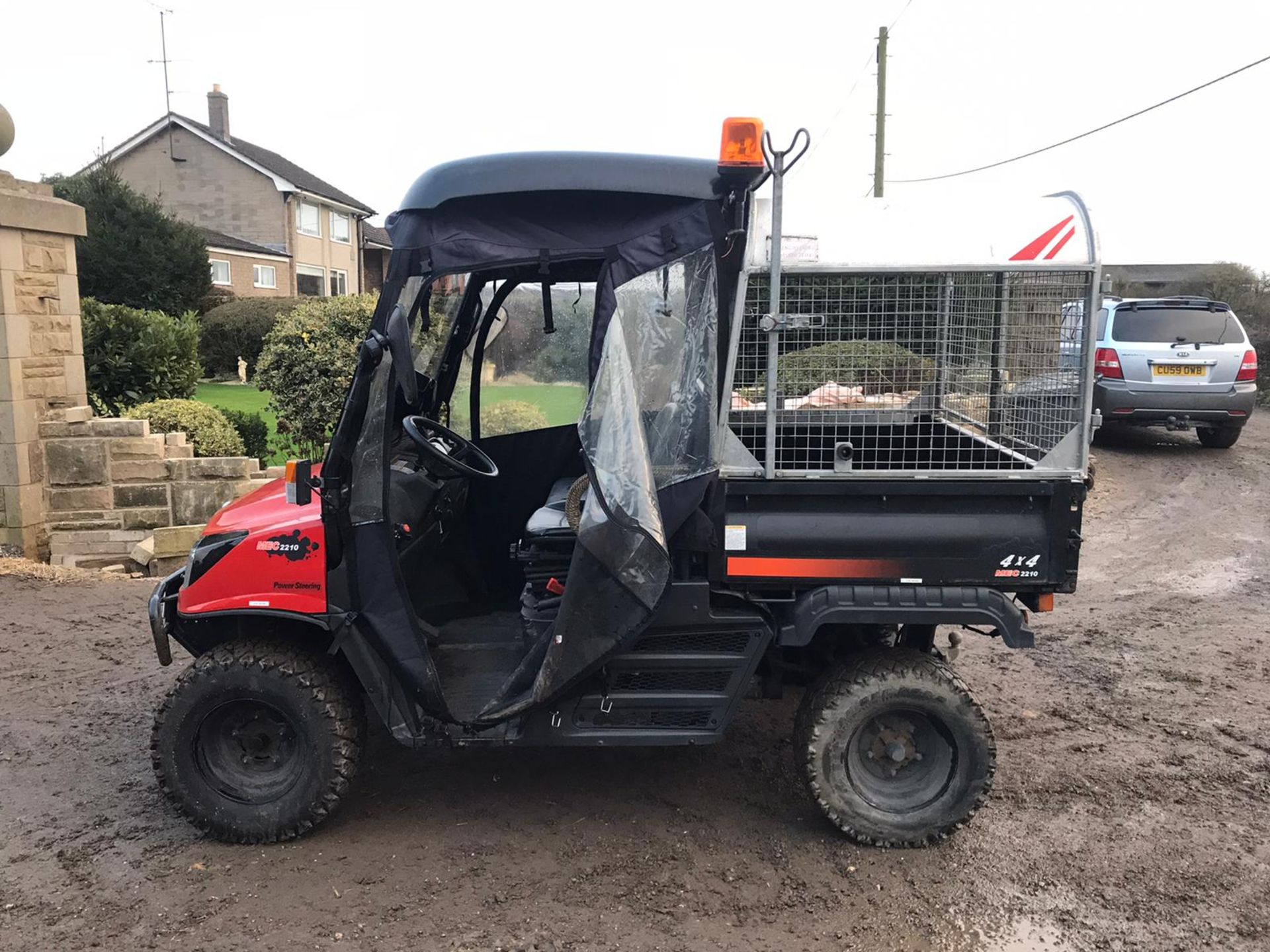 KIOTI MEC 2210 4X4 TIPPER BUGGY, POWER STEERING, YEAR 2016, HYDRAULIC TIP, GOOD CONDITION *PLUS VAT* - Image 3 of 5