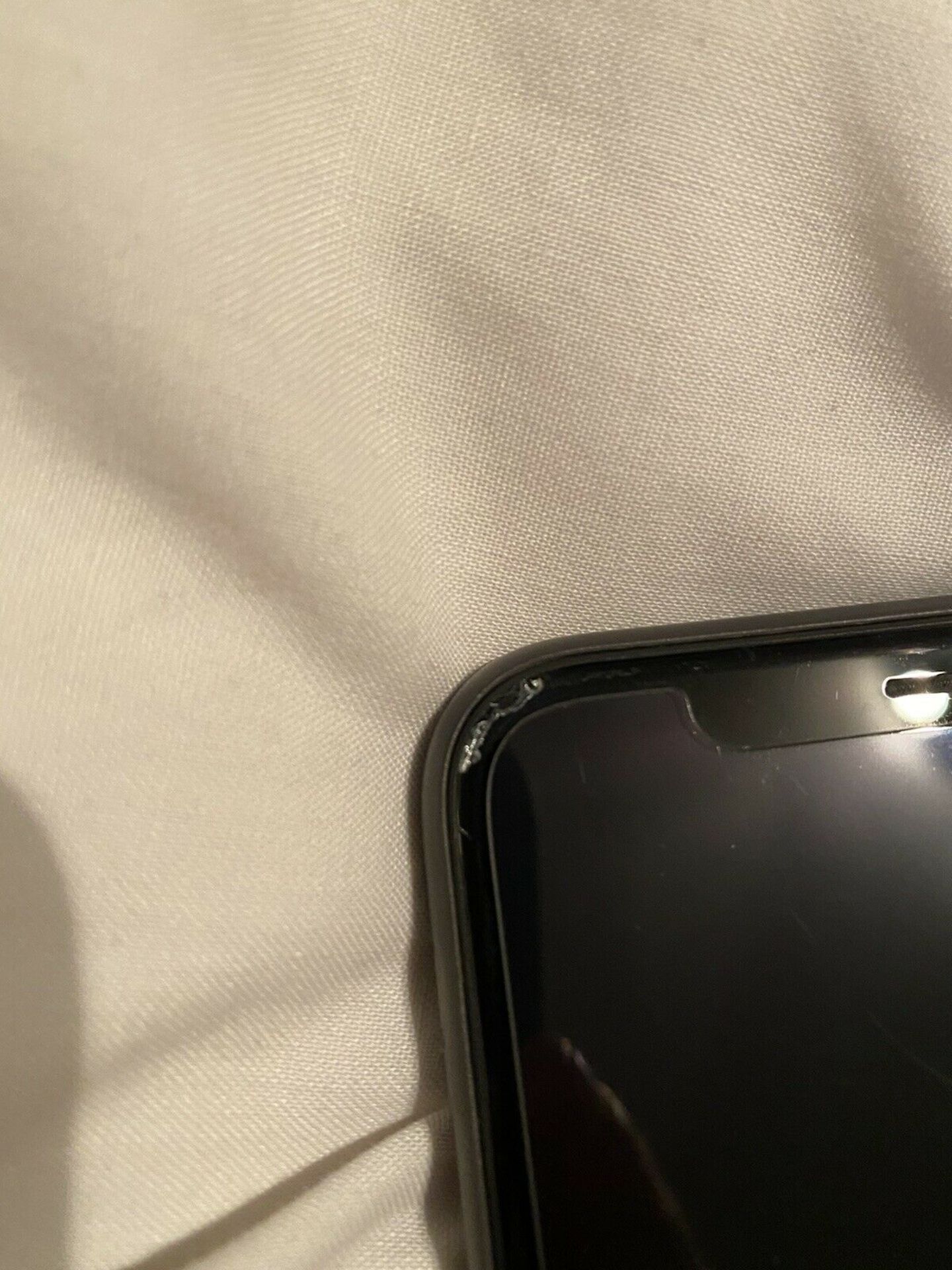 NO RESERVE! APPLE IPHONE X BLACK 64GB UNLOCKED, FACE ID NOT WORKING, C/W ORIGINAL BOX ETC *NO VAT* - Image 4 of 4