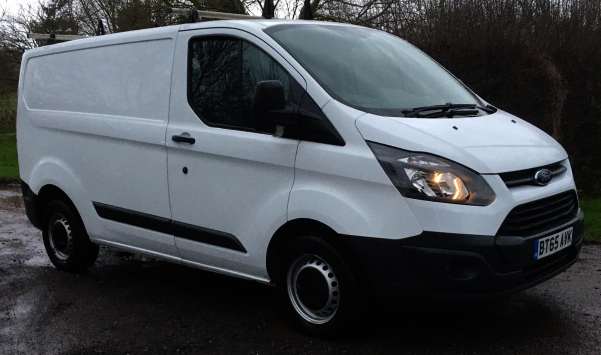 2015/65 REG FORD TRANSIT CUSTOM 270 ECO-TECH 2.2 DIESEL