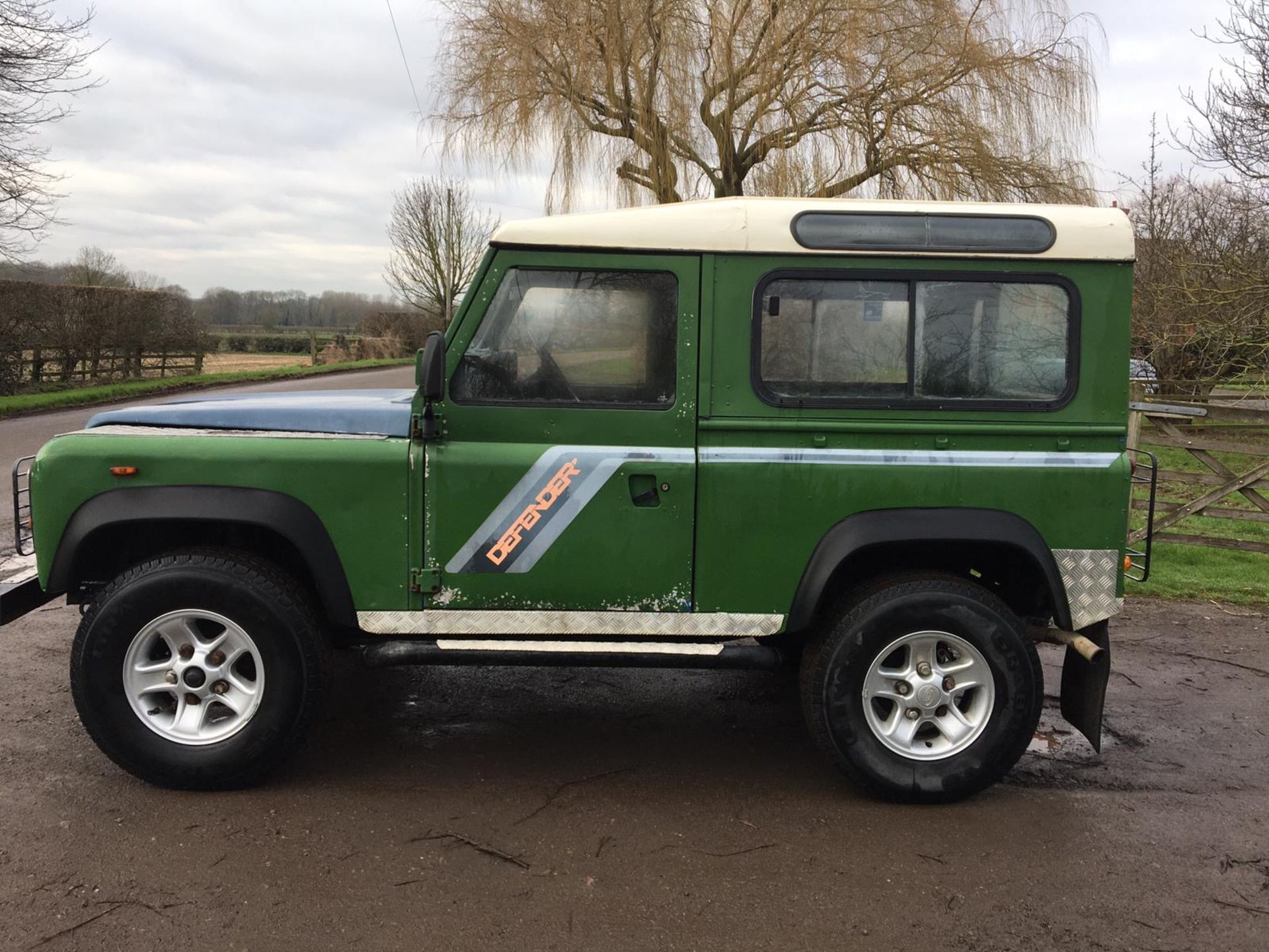 1995 LANDROVER 90 4C 2495cc 200 TDi 4X4 NO VAT - ( ONLY ON BP) - Image 6 of 17