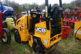 JCB VIBROMAX VMT 160 RIDE ON VIBRATING ROLLER, YEAR 2011, BELIEVED TO HAVE DONE 390 HOURS *PLUS VAT*