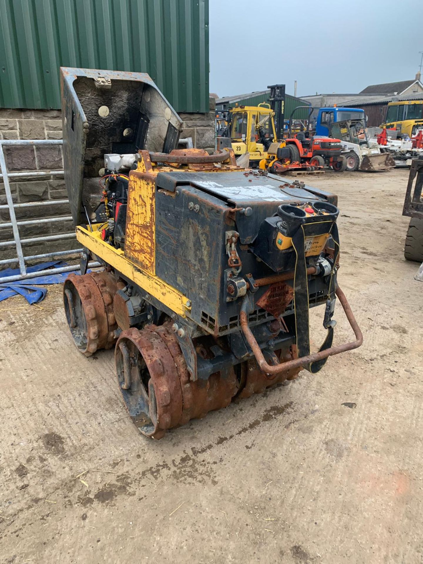 2005 BOMAG BMP 851 REMOTE CONTROL MULTI-PURPOSE WALK-BEHIND COMPACTOR, POWER 13.8 KW *PLUS VAT* - Image 5 of 9