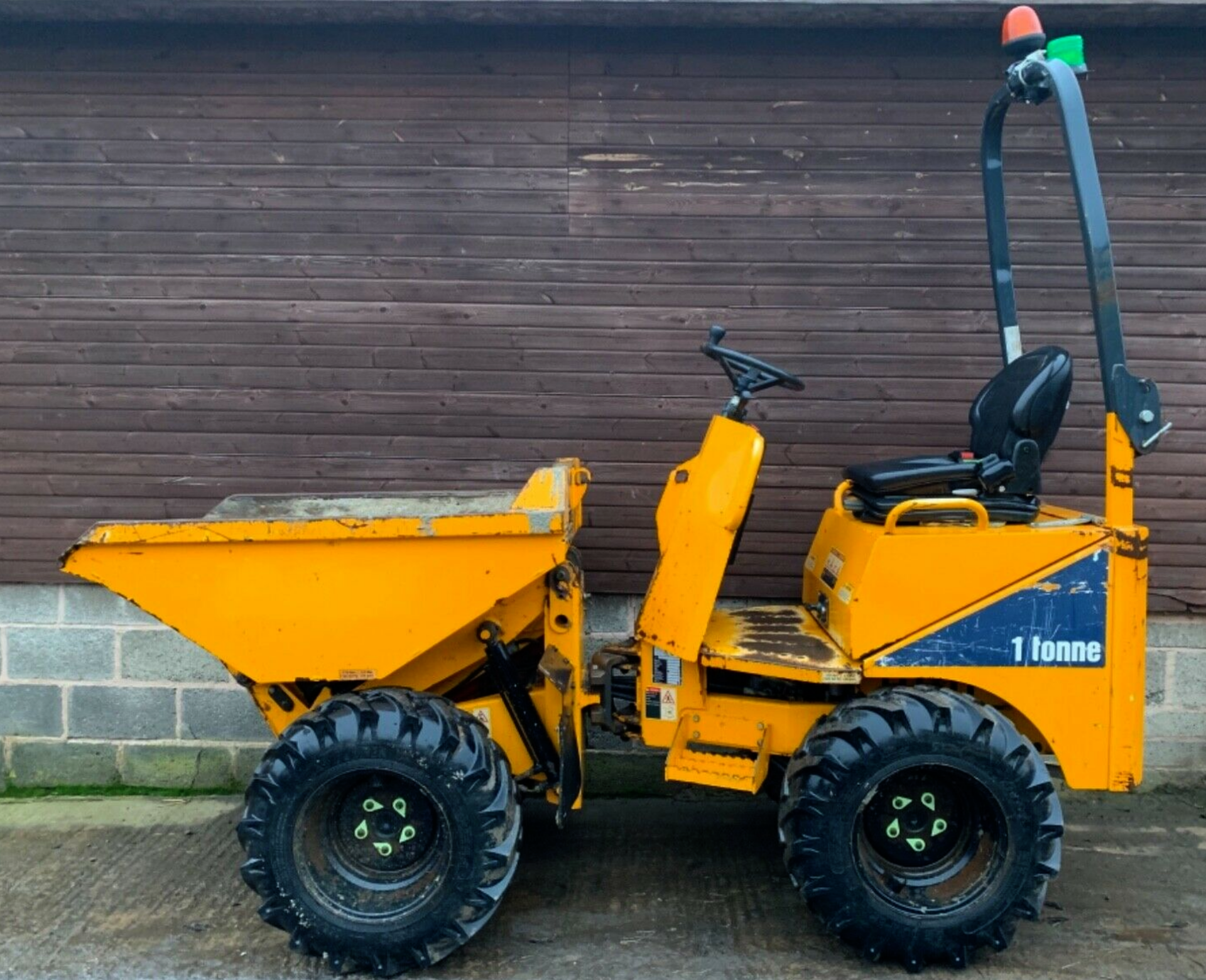 2014 THWAITES 1 TON HIGH TIP SKIP LOADER DUMPER 4X4 - Image 9 of 10