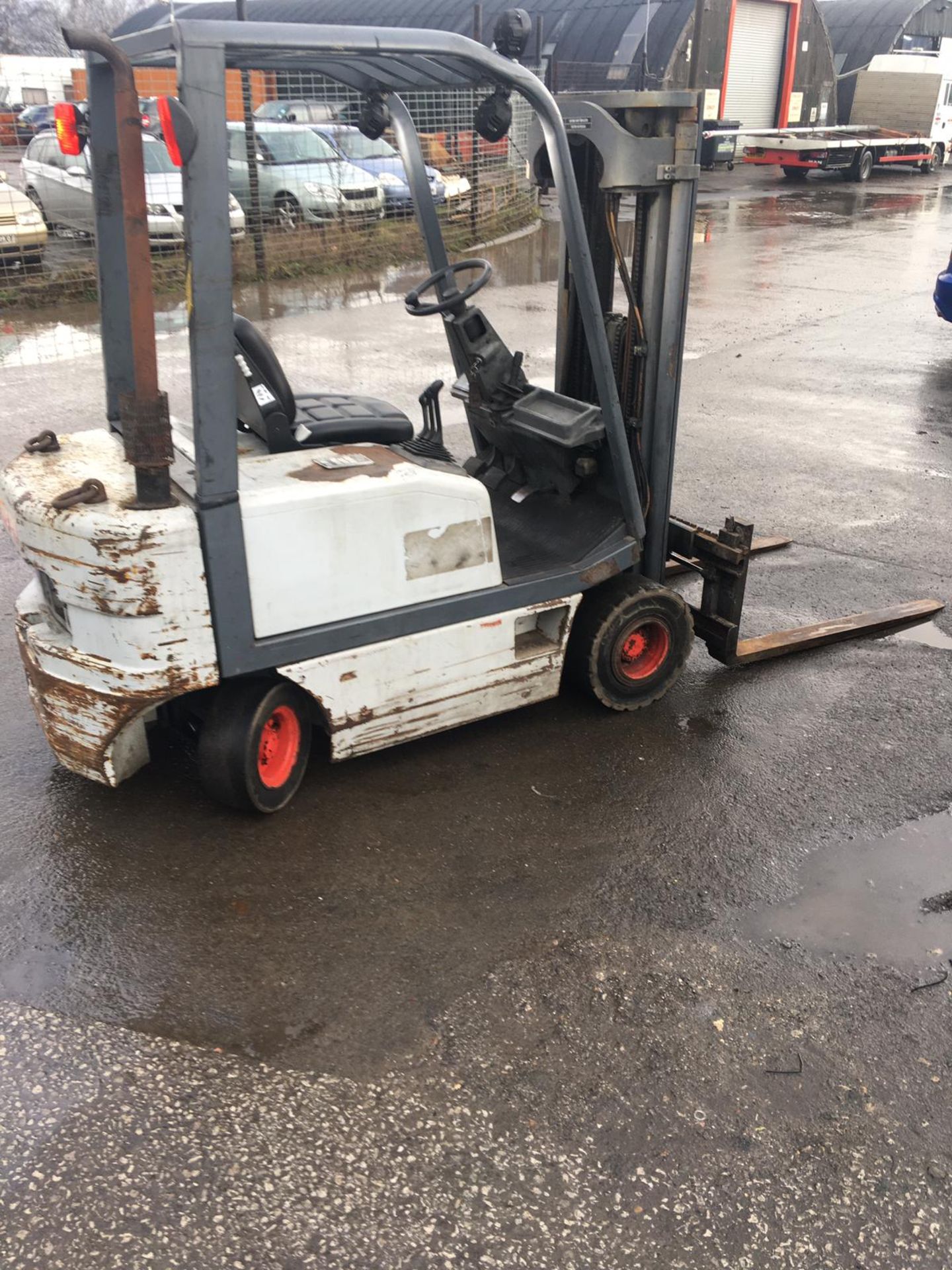 FIAT D20 FORKLIFT WITH SIDE SHIFT, 3 STAGE MAST, 2000 KG CAPACITY, YEAR 1995 *NO VAT* - Image 3 of 12