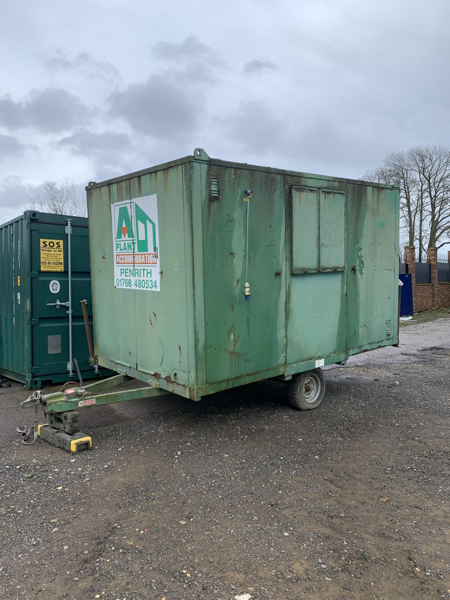 SINGLE AXLE TOW-ABLE WELFARE WAGON CABIN BOX TRAILER, SOLID NEEDS INTERNAL REFURB- CHEAP *PLUS VAT*