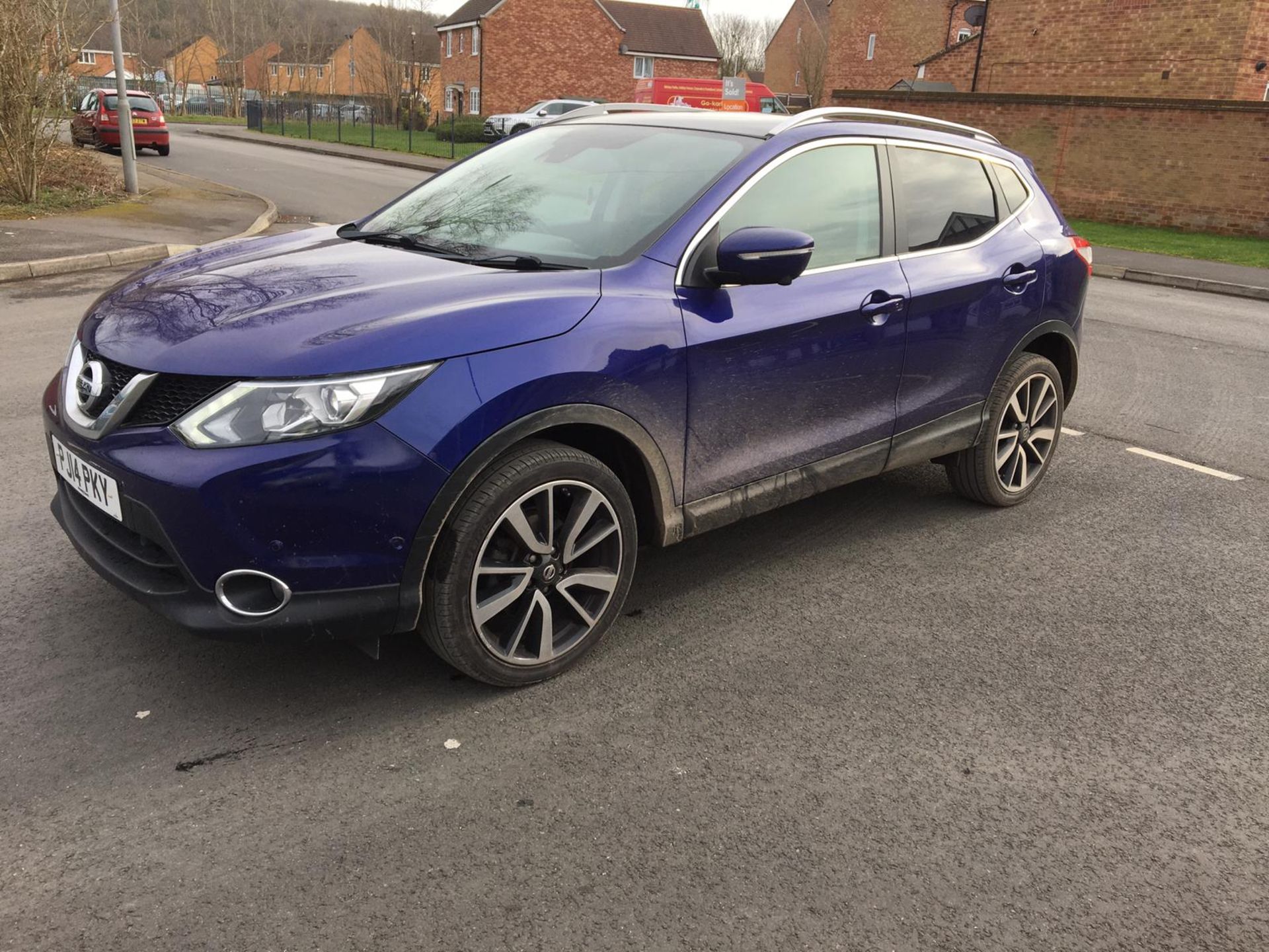 2014/14 REG NISSAN QASHQAI TEKNA DCI 1.5 DIESEL BLUE 5 DOOR HATCHBACK, SHOWING 3 FORMER KEEPERS - Image 5 of 15