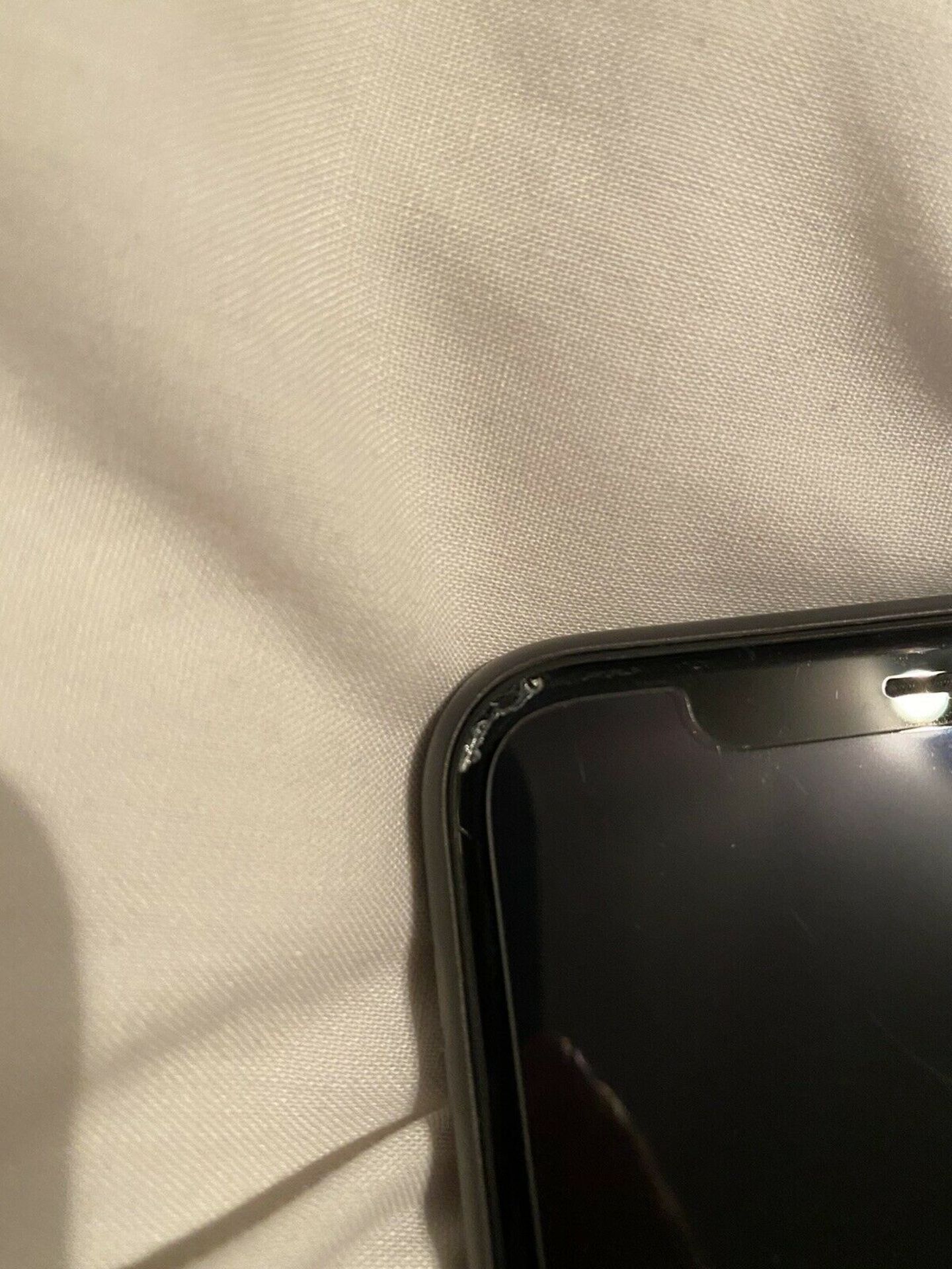 APPLE IPHONE X BLACK 64GB UNLOCKED, FACE ID NOT WORKING, C/W ORIGINAL BOX ETC *NO VAT* - Image 4 of 4