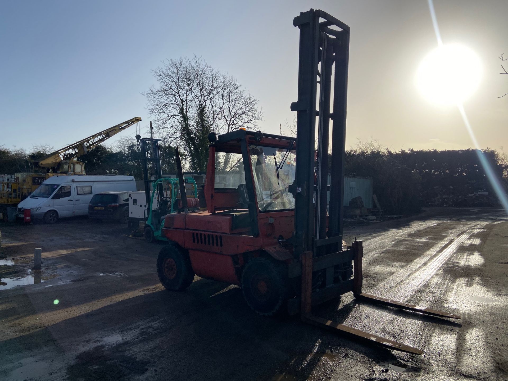 LINDE H60 6 TON DIESEL FORKLIFT, 6 CYLINDER DEUTZ ENGINE, WORKS AND OPERATES AS IT SHOULD *PLUS VAT* - Image 2 of 4