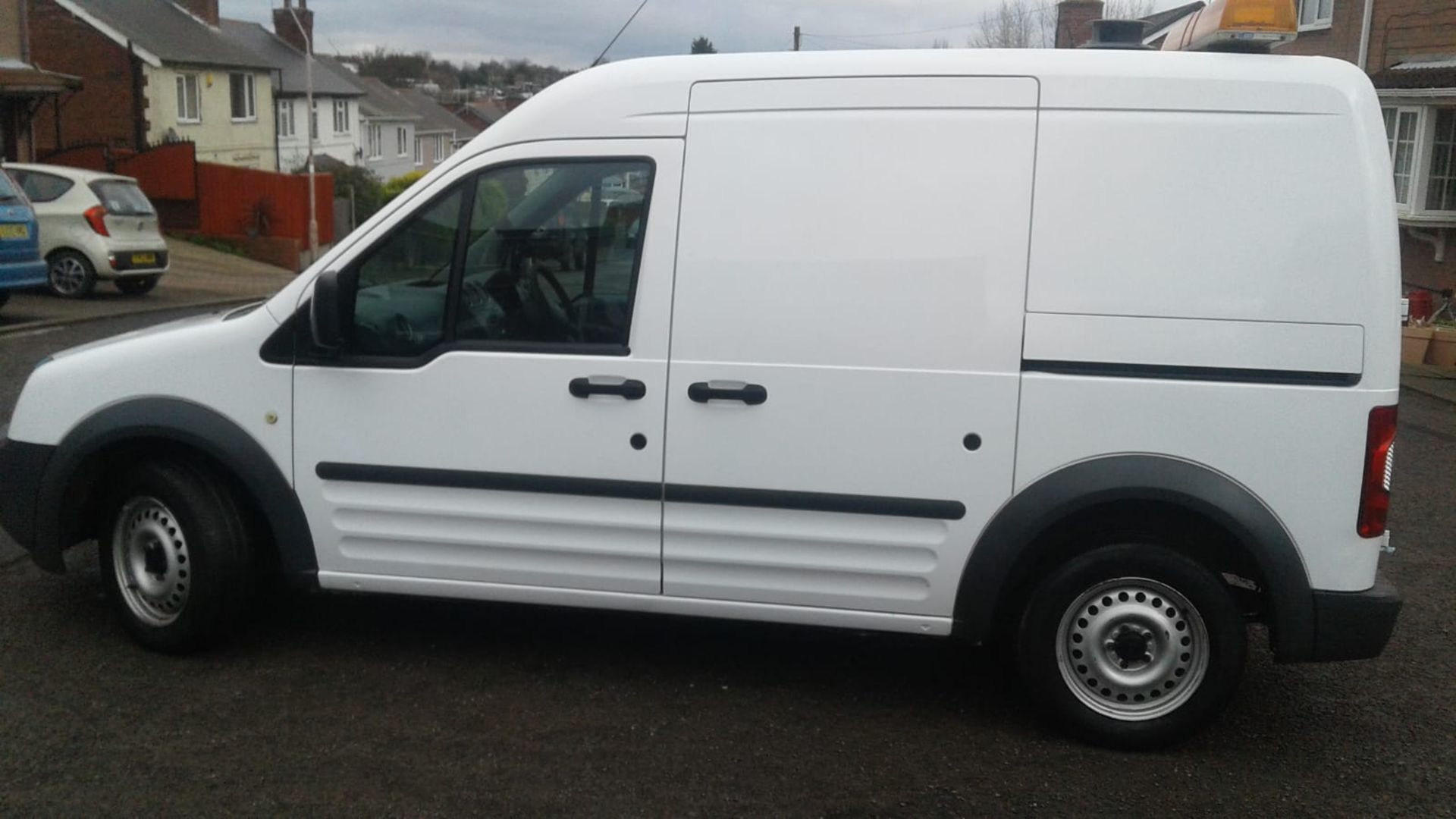 2012/12 REG FORD TRANSIT CONNECT 90 T230 1.8 DIESEL PANEL VAN, SHOWING 0 FORMER KEEPERS *NO VAT* - Image 2 of 17