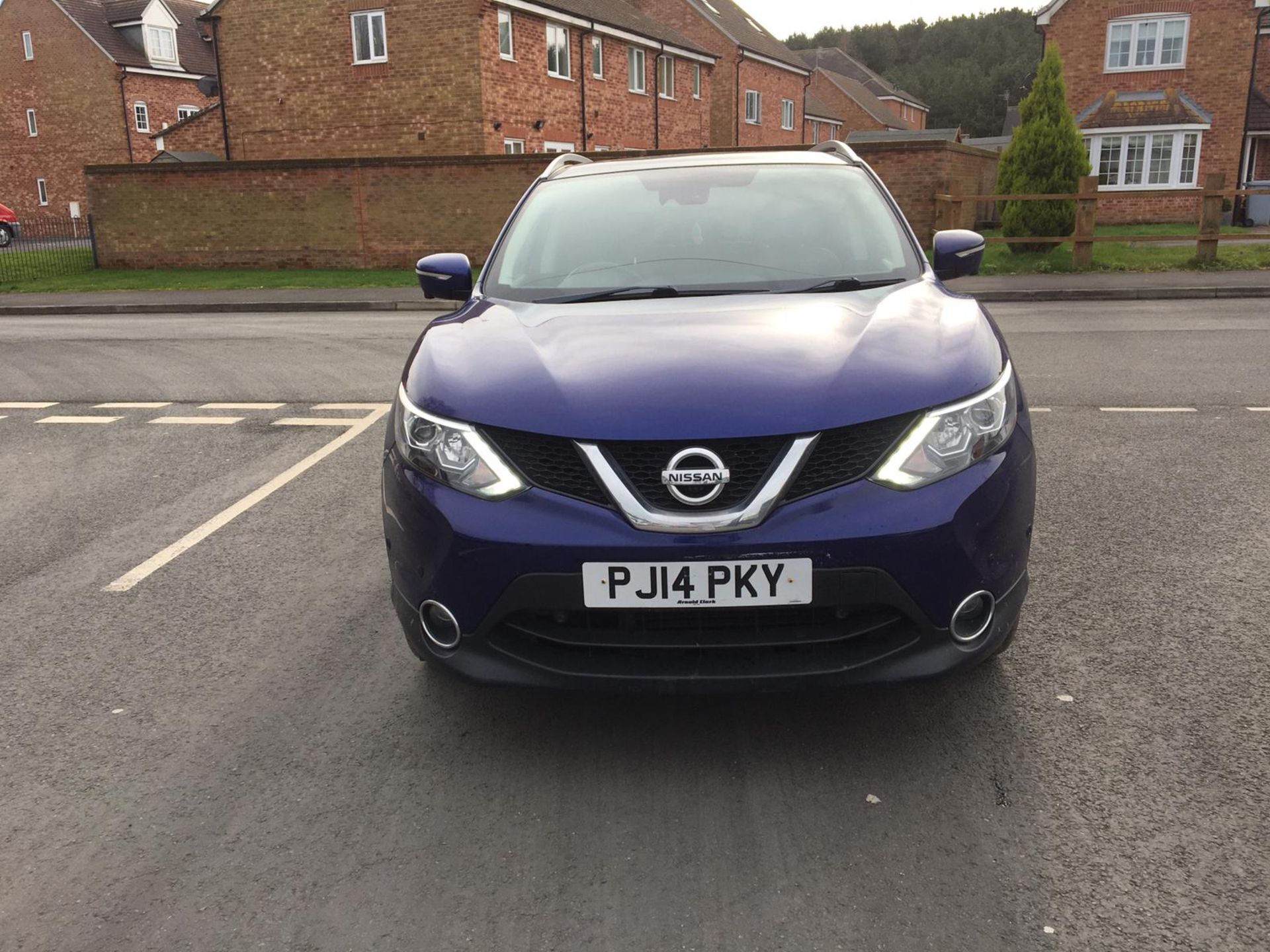 2014/14 REG NISSAN QASHQAI TEKNA DCI 1.5 DIESEL BLUE 5 DOOR HATCHBACK, SHOWING 3 FORMER KEEPERS - Image 4 of 15