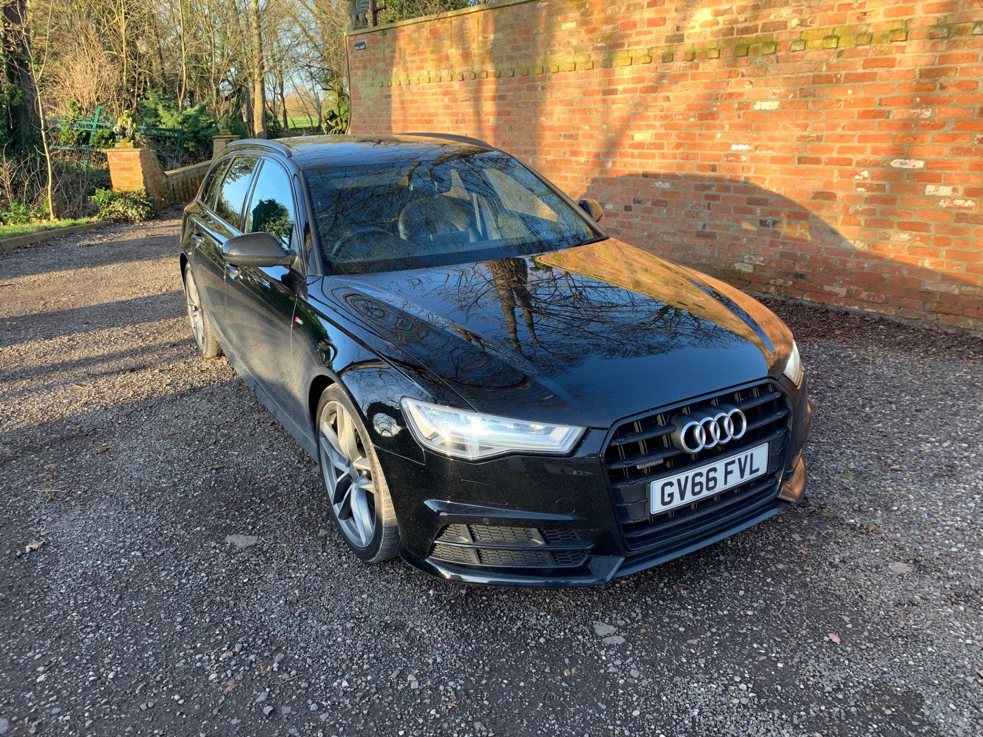 2016/66 REG AUDI A6 S LINE BLACK EDITION TDI QUATTRO 3.0 V6 DIESEL ESTATE, SHOWING 2 FORMER KEEPERS - Image 2 of 24