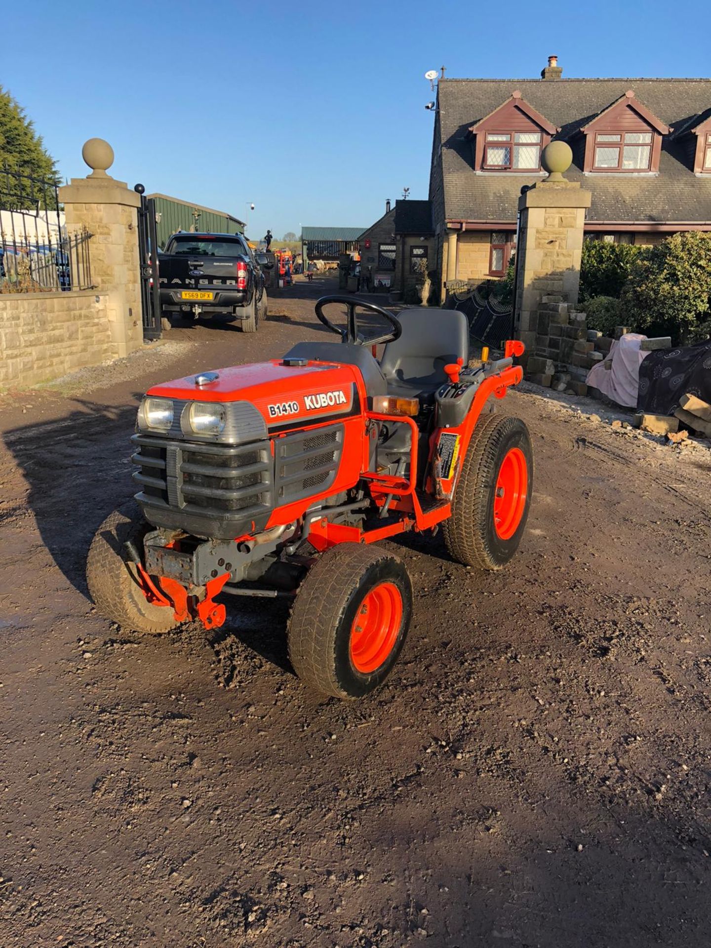 KUBOTA B1410 COMPACT TRACTOR, RUNS, WORKS AND DRIVES, 4 WHEEL DRIVE *PLUS VAT* - Image 5 of 5