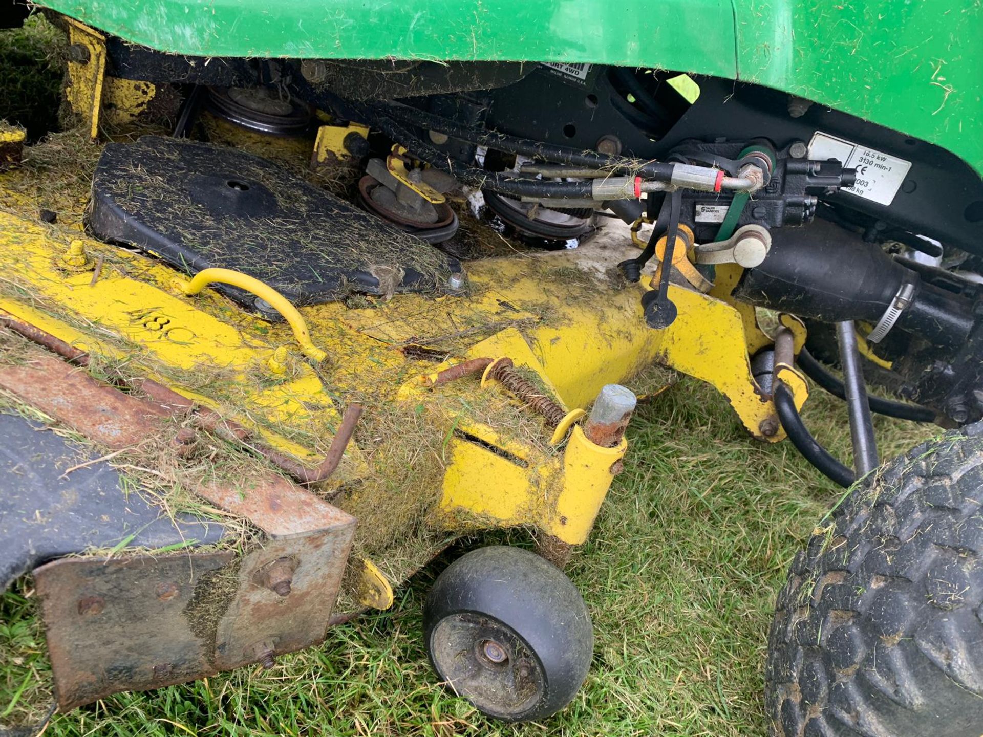 JOHN DEERE X595 4WD RIDE ON DIESEL LAWNMOWER 48" DECK, RUNS AND WORKS *PLUS VAT* - Image 12 of 18