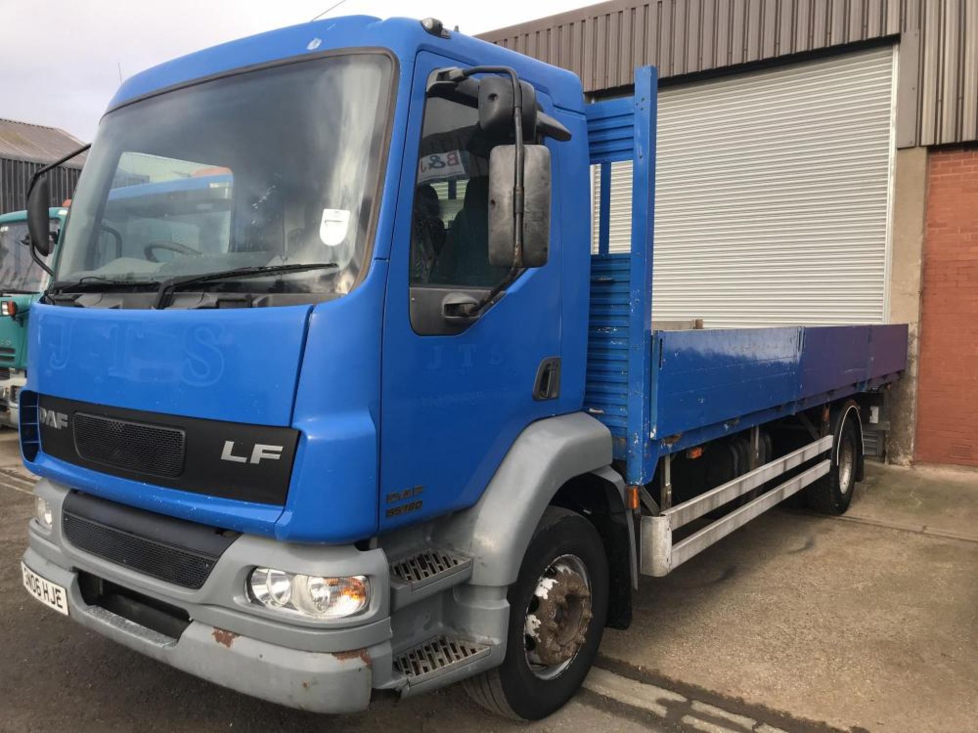 2006/06 REG DAF LF55.180 14 TON DROPSIDE TRUCK MANUAL GEARBOX *PLUS VAT* - Image 2 of 9