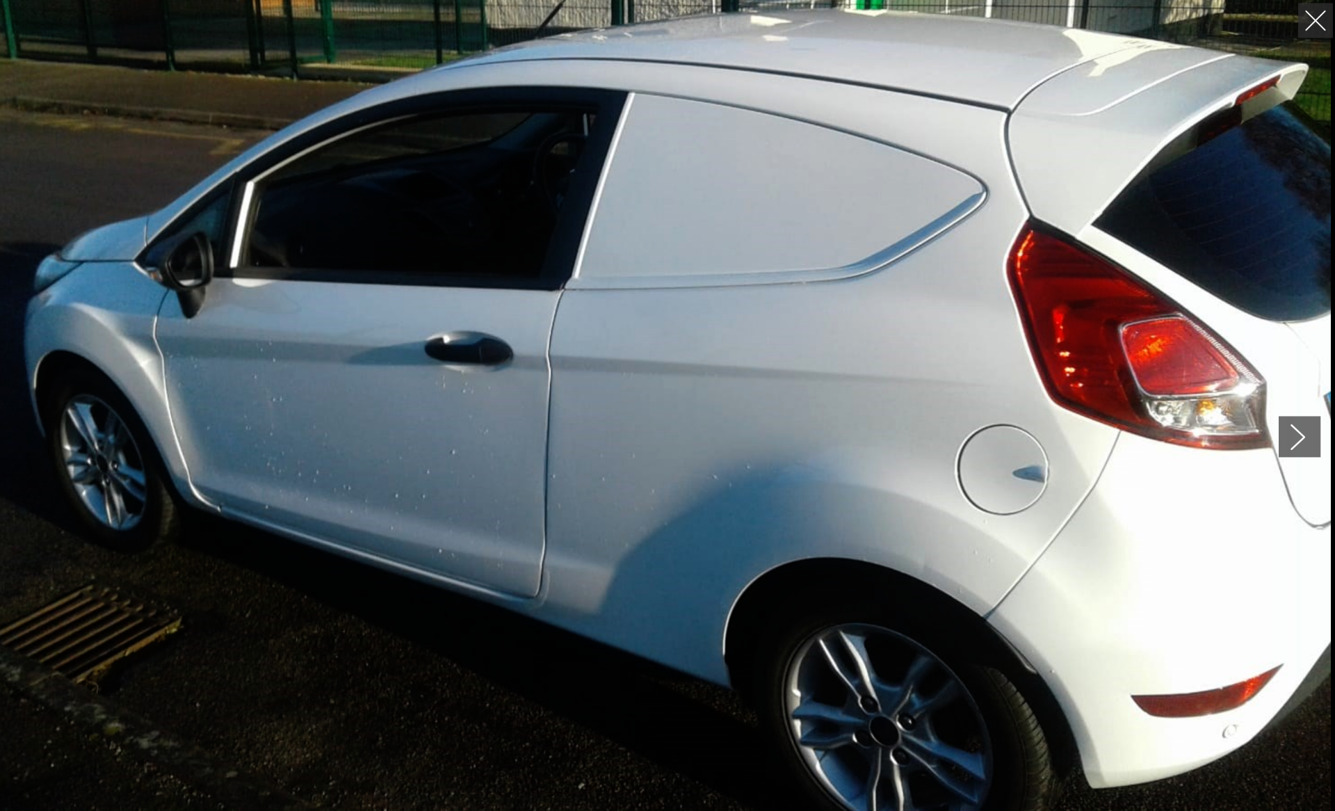 2015/15 REG FORD FIESTA ECONETIC TECH TDCI 1.6 DIESEL CAR DERIVED VAN, 0 FORMER KEEPERS *NO VAT* - Image 4 of 12