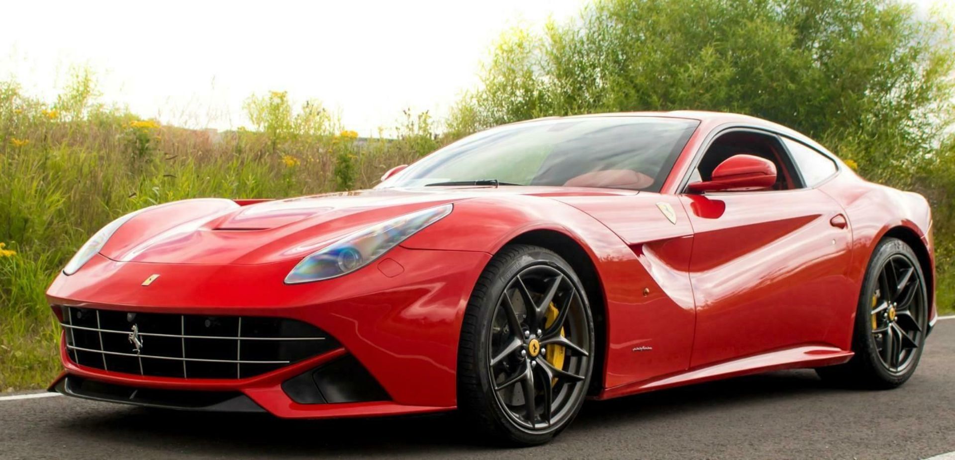 FERRARI F12 BERLINETTA 6.2L (740 PS) (S/S) F1 DUAL CLUTCH LHD, UK REGISTERED - Image 3 of 12