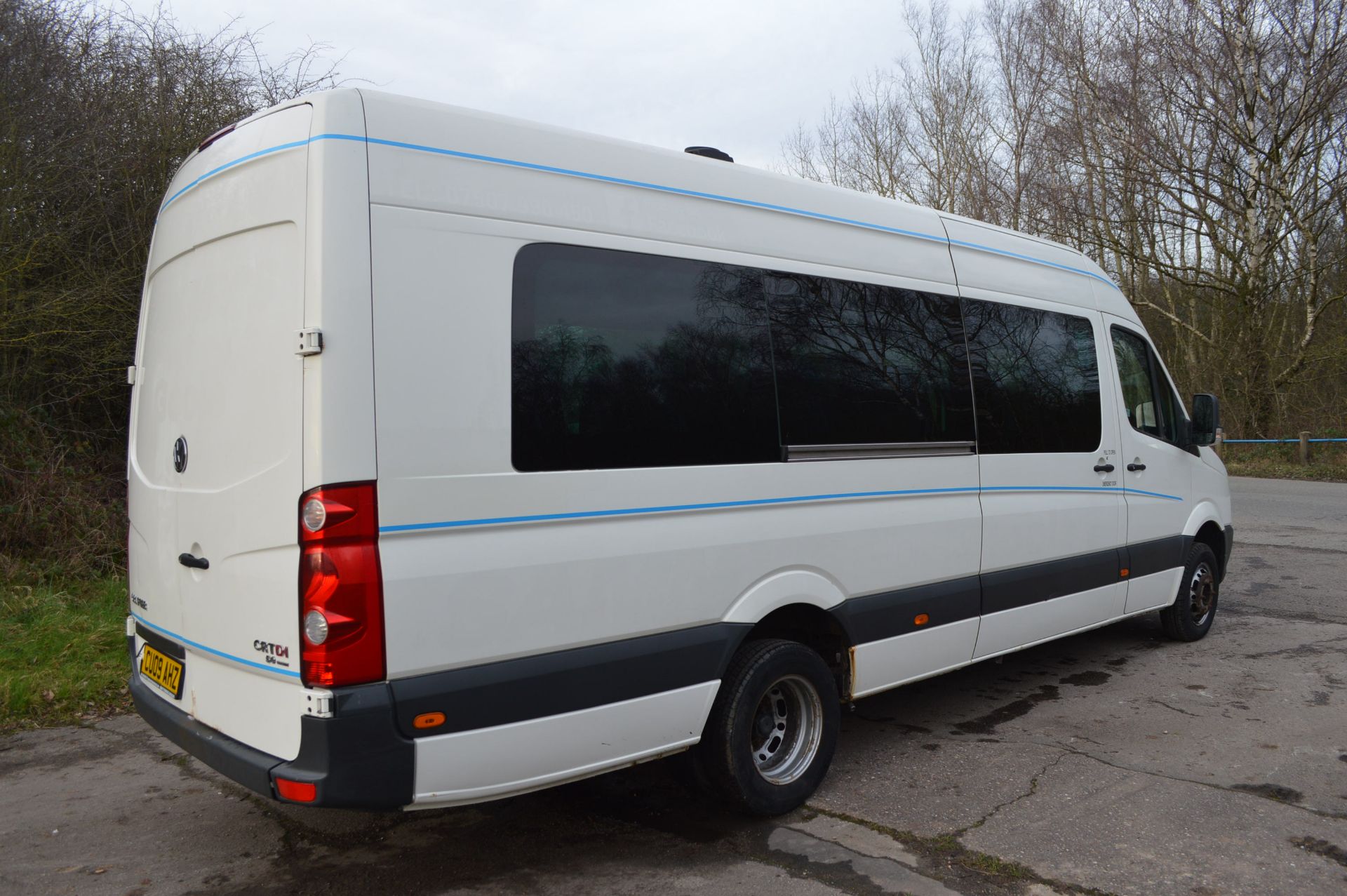 2009/09 REG VOLKSWAGEN CRAFTER 17 SEATER 5 TON MINIBUS / COACH 2.5 DIESEL, SHOWING 2 FORMER KEEPERS - Image 6 of 25