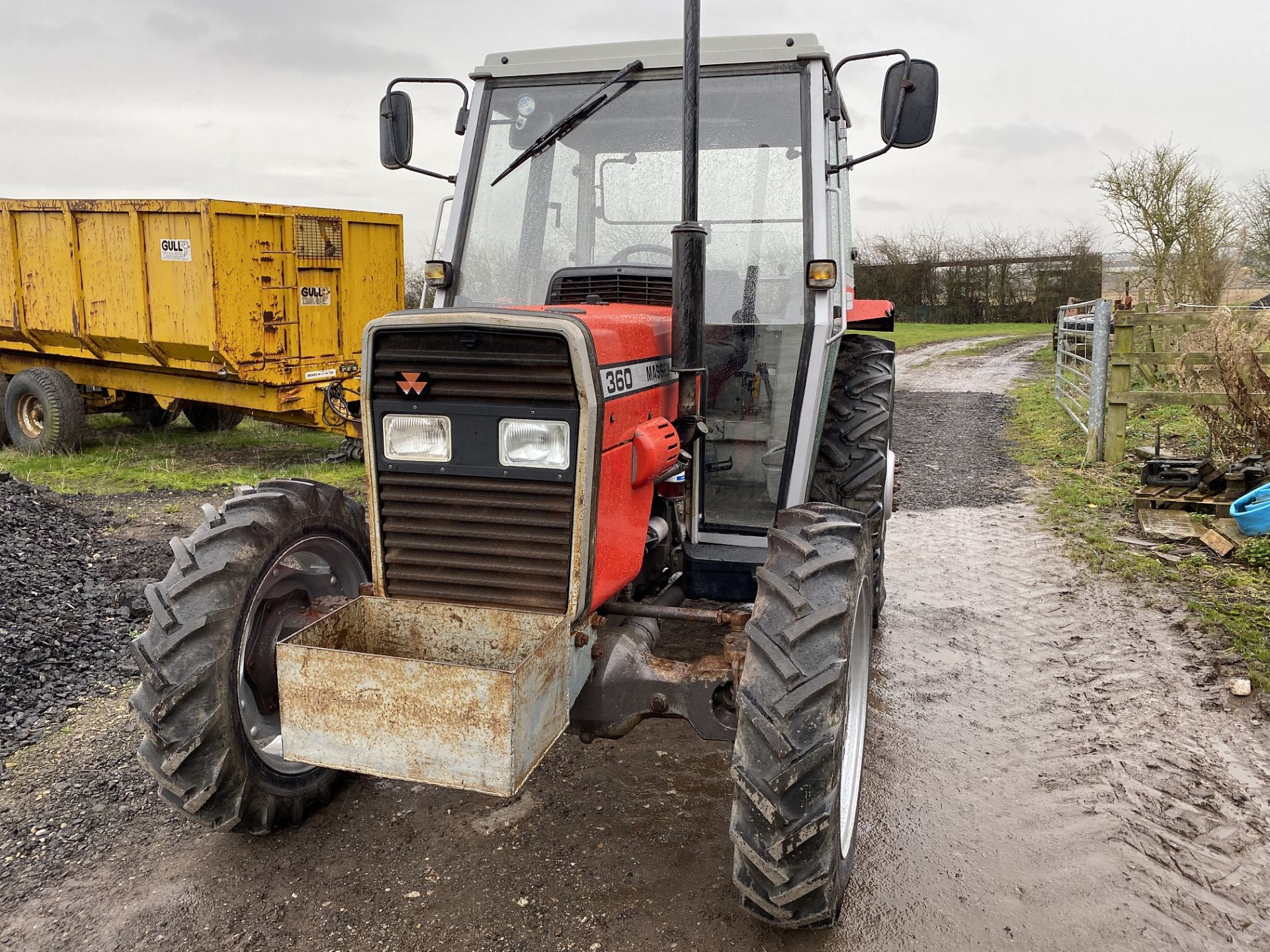 MASSEY FERGUSON 360 TRACTOR, 4 WHEEL DRIVE, YEAR 1987/88, STARTS, RUNS & DRIVES WELL - EX NURSERY - Image 2 of 4