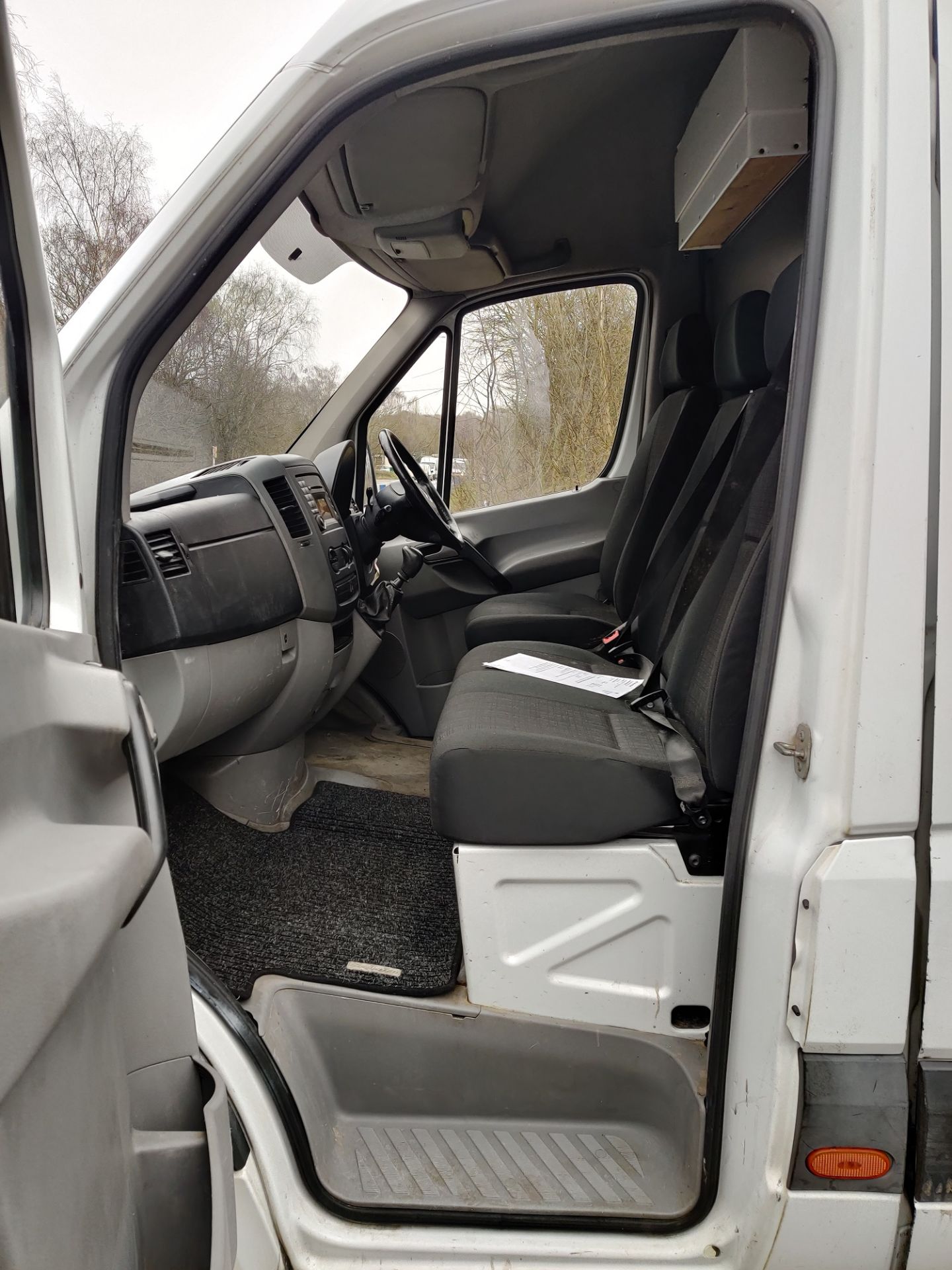 2010/10 REG MERCEDES-BENZ SPRINTER 313 CDI 2.2 DIESEL WHITE PANEL VAN, SHOWING 2 FORMER KEEPERS - Image 9 of 16