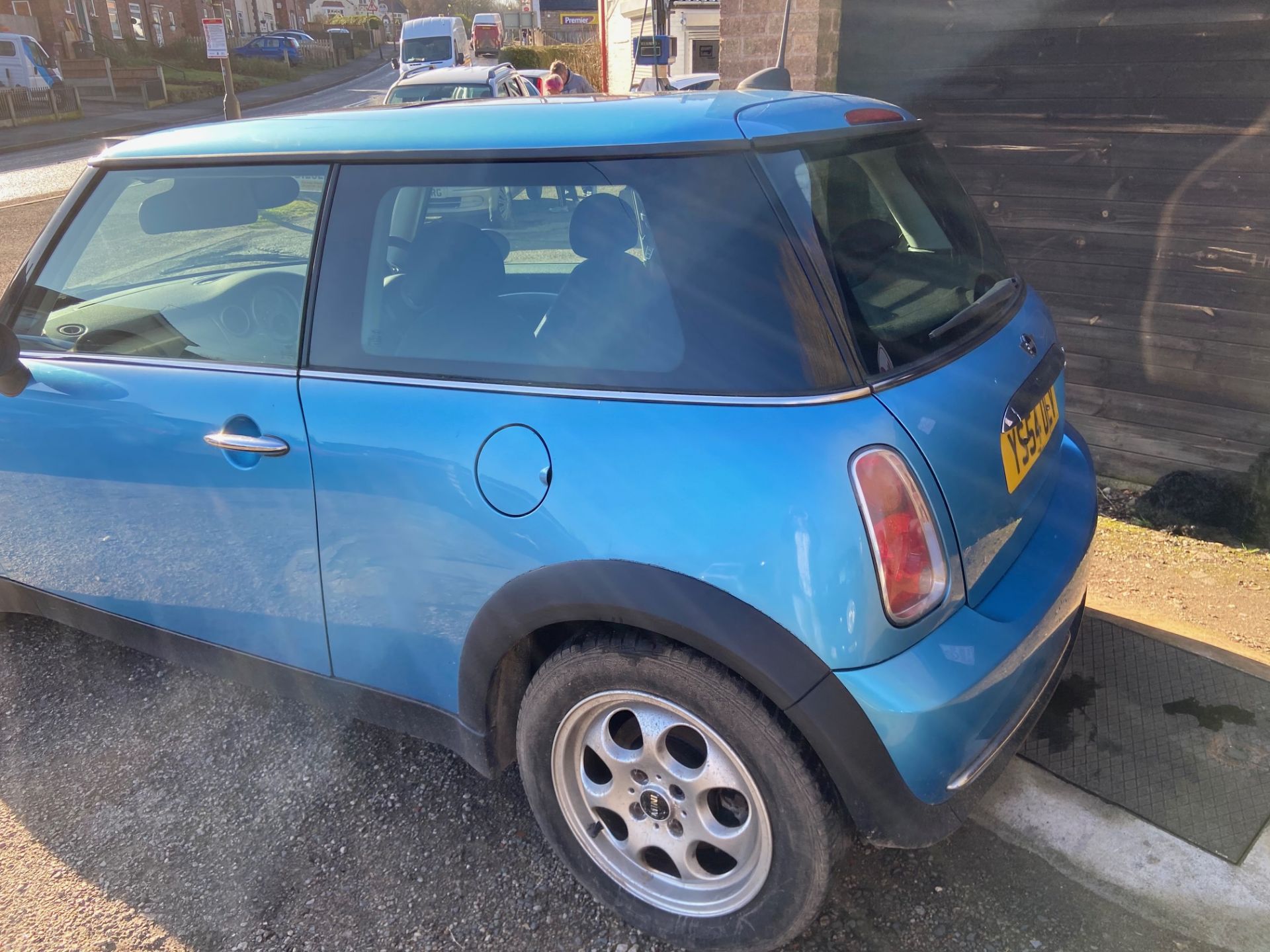 2004/54 REG MINI ONE 1.6 PETROL BLUE 3 DOOR HATCHBACK, SHOWING 1 FORMER KEEPER *NO VAT* - Image 2 of 7