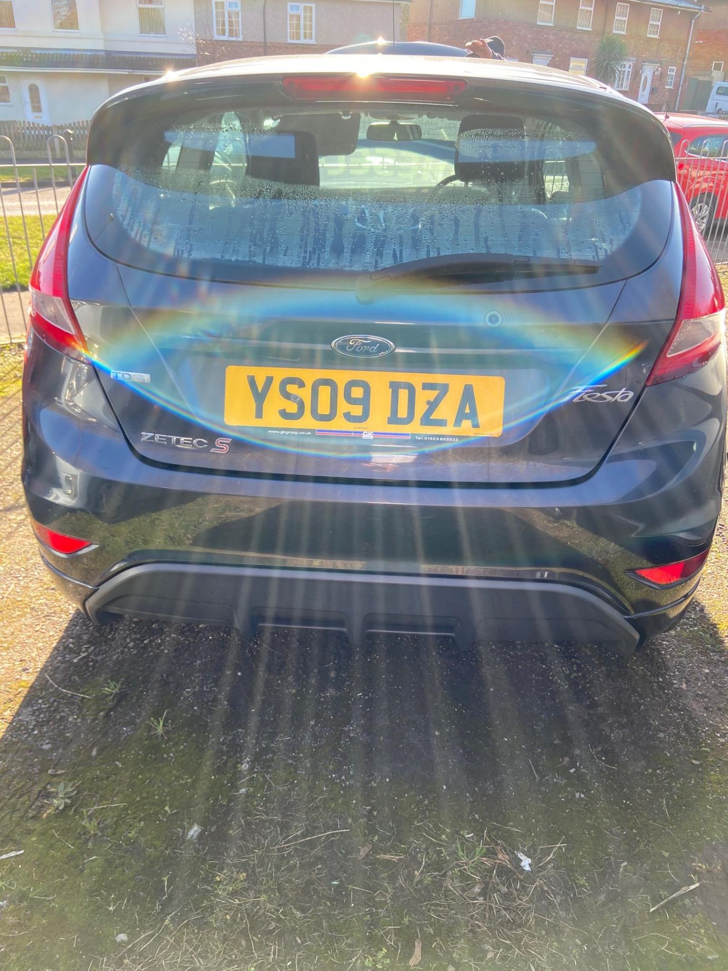 2009/09 REG FORD FIESTA ZETEC S 90 TDCI 1.6 DIESEL GREY 3 DOOR HATCHBACK, SHOWING 2 FORMER KEEPERS - Image 3 of 7