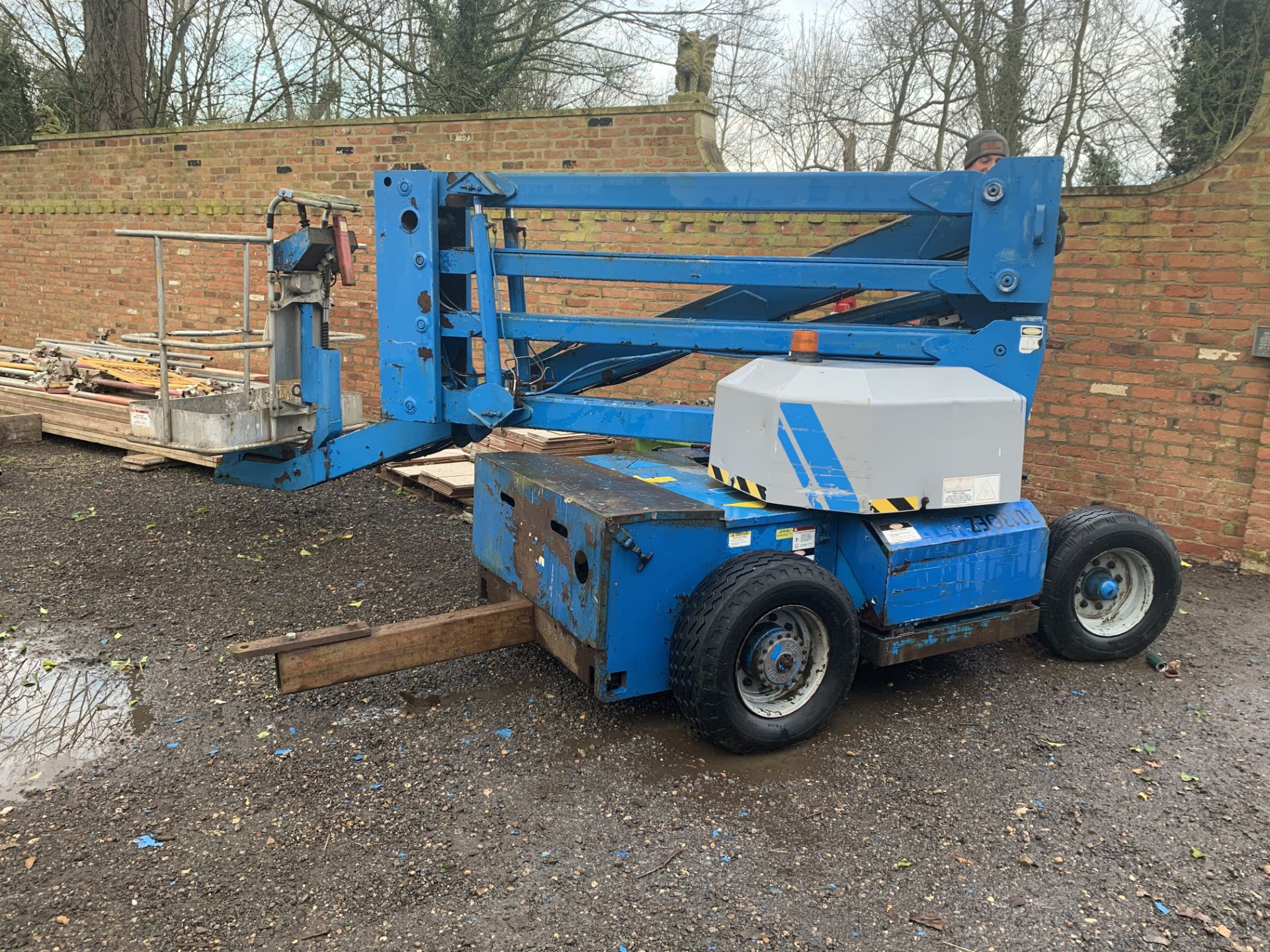 GENIE Z45-22 BI-ENERGY ZERO EMISSION LIFT IN GOOD WORKING ORDER ACCESS PLATFORM / BOOM LIFT