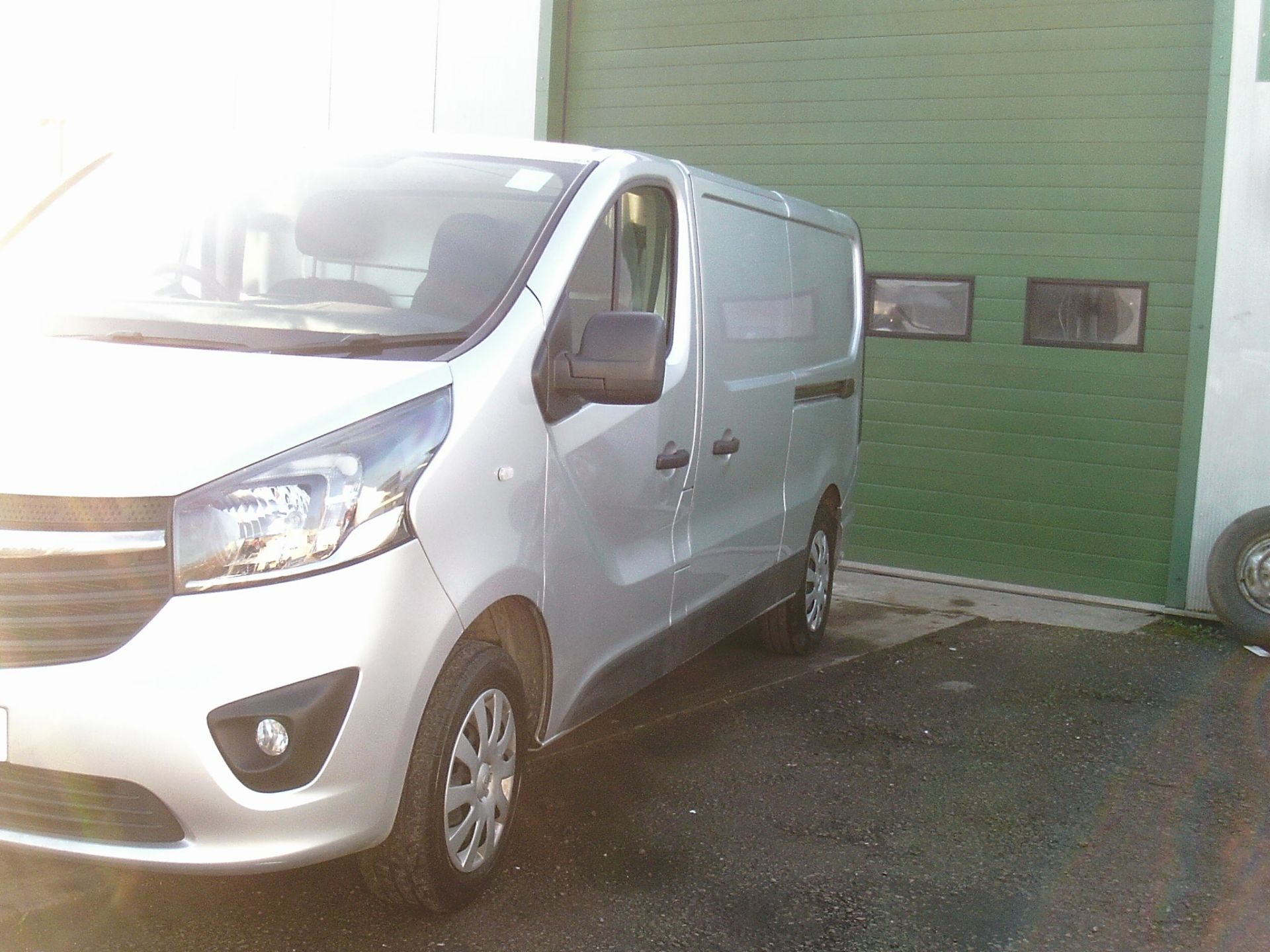 2019/19 REG VAUXHALL VIVARO 2900 SPORTIVE LWB CDTI 1.6 DIESEL PANEL VAN, SHOWING 0 FORMER KEEPERS - Image 3 of 11